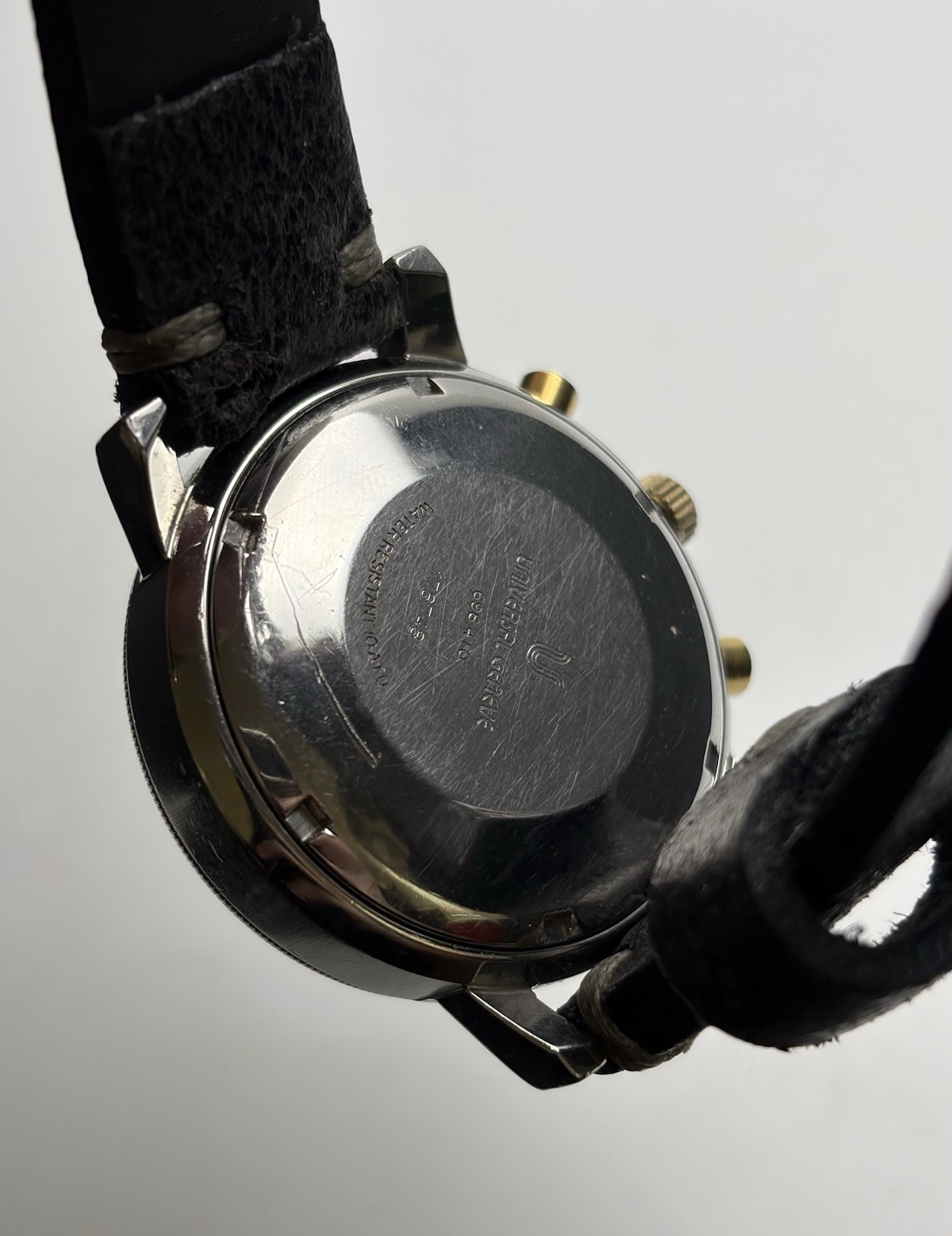 Universal Geneve Compax Chronograph 698.410 UG98 – Check It Out!