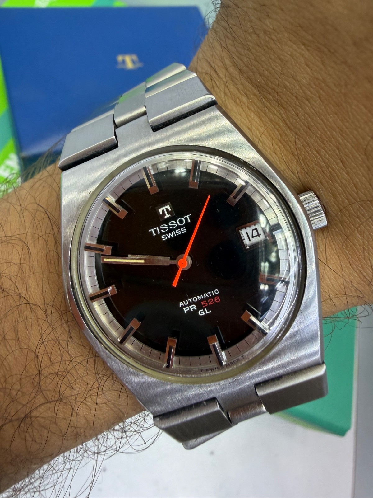 Vintage Tissot PR526 GL gradient dark green dial all functions working