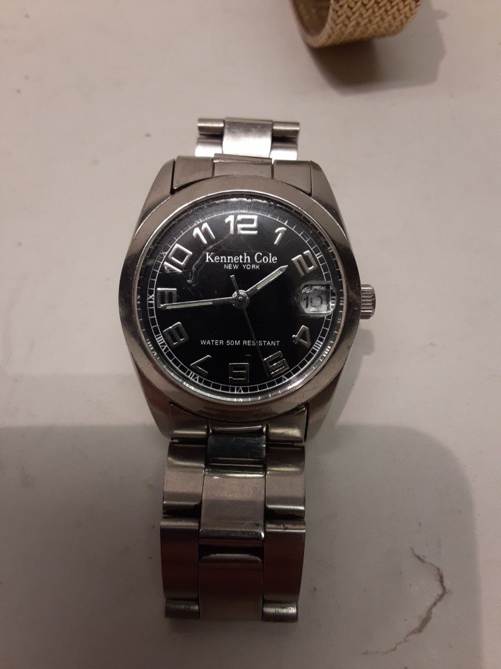 Kenneth Cole ,Manhattan,Monroe Watchs Nice Used Needs Batt.