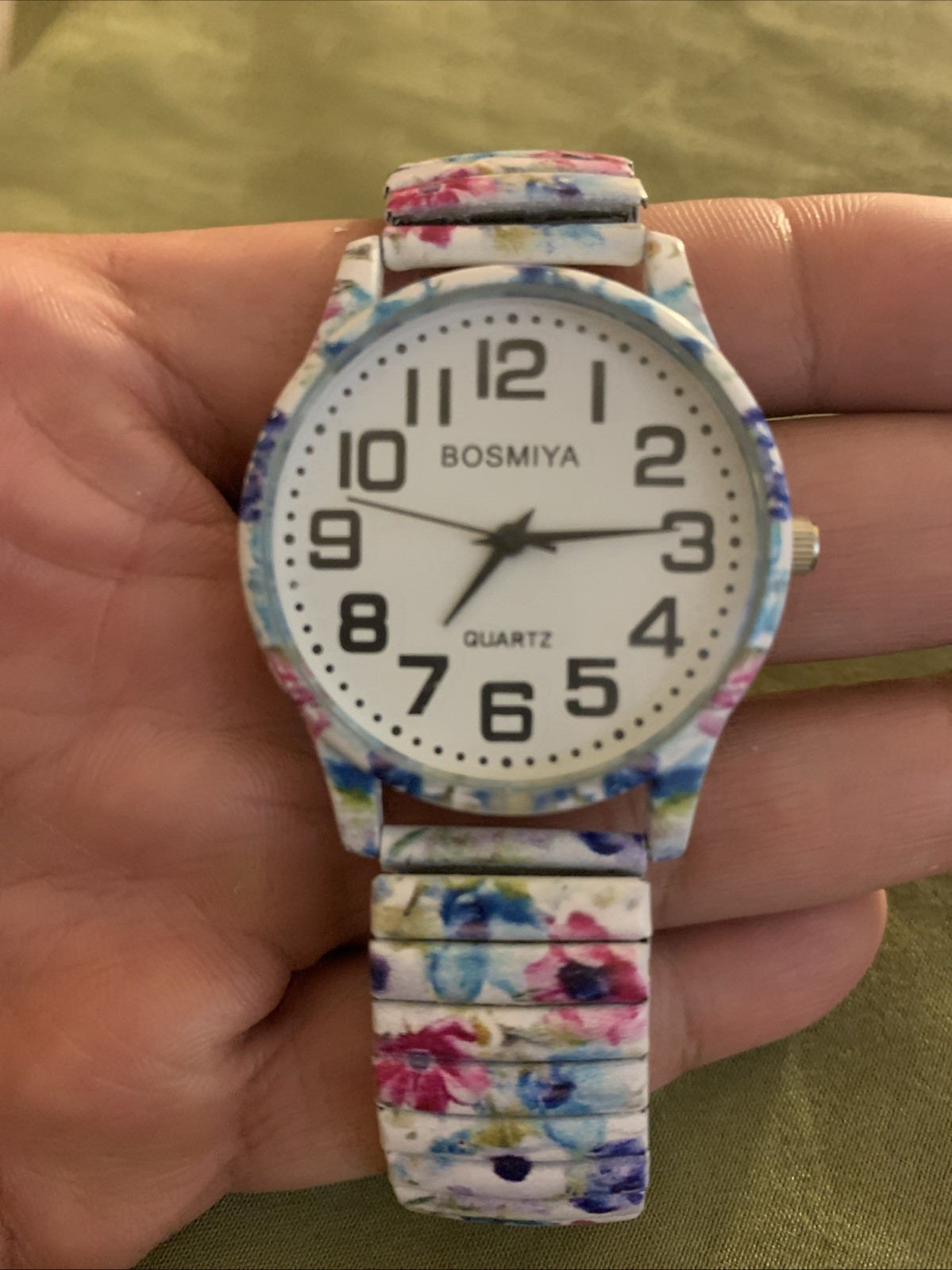 Women’s Boho Quartz Wrist Watch Large Easy to Read Arabic Numerals Elastic Band
