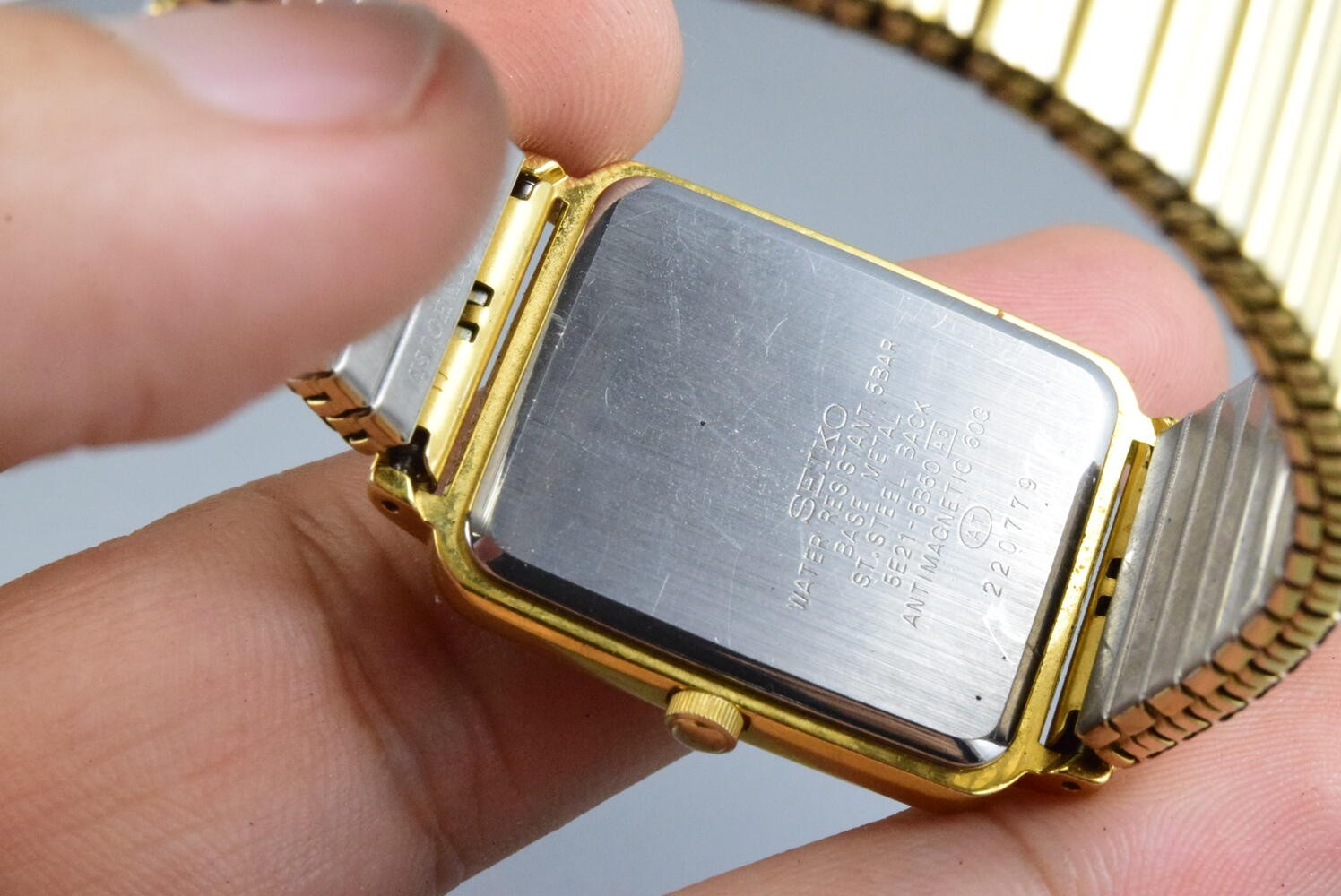 Vintage watch Seiko Spirit Gold Plated 5E21-6B60 Yellow Men Quartz Cushion 21mm