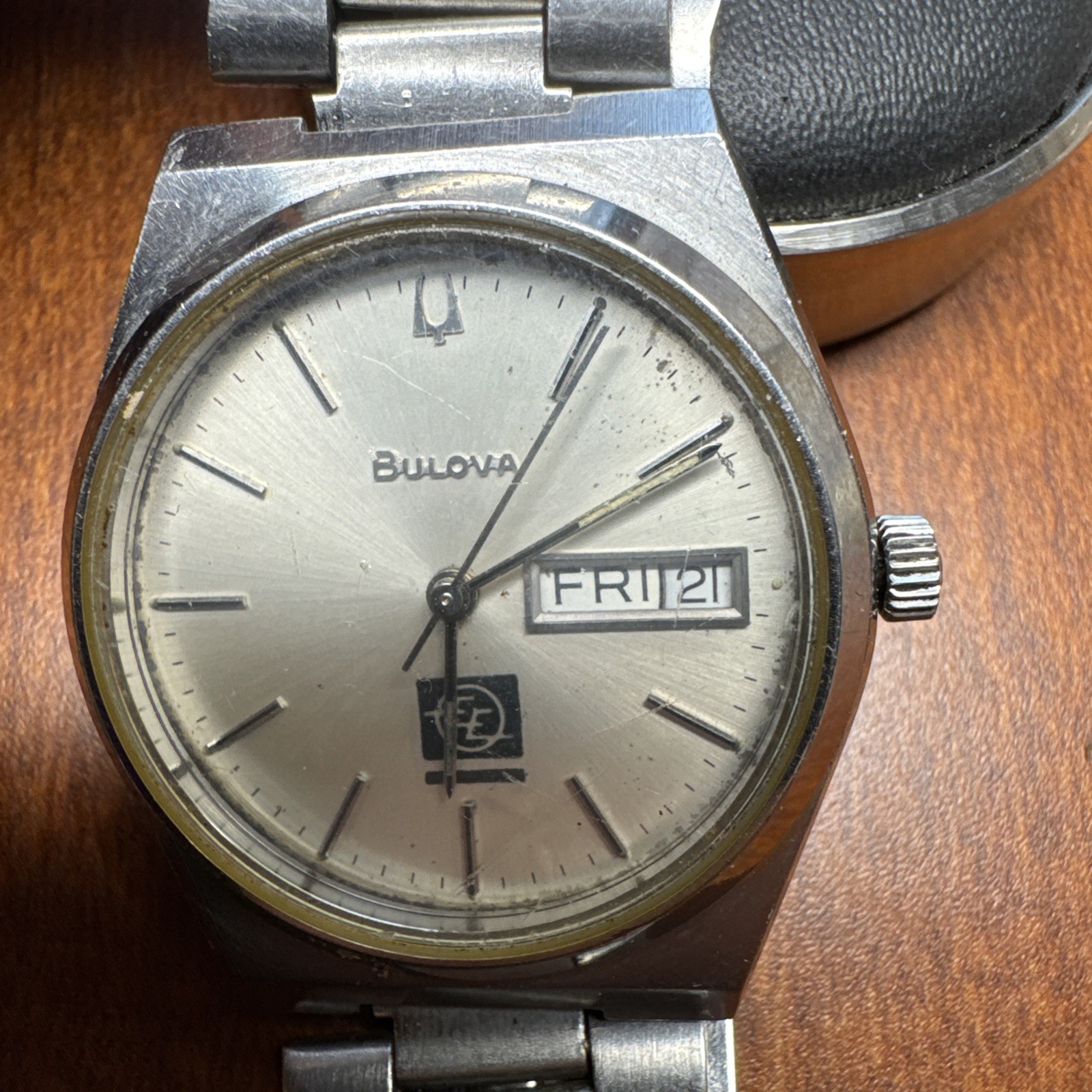 RARE BULOVA men’s automatic watch day/date Philippines Corp Gift 1979 RUNS AS IS