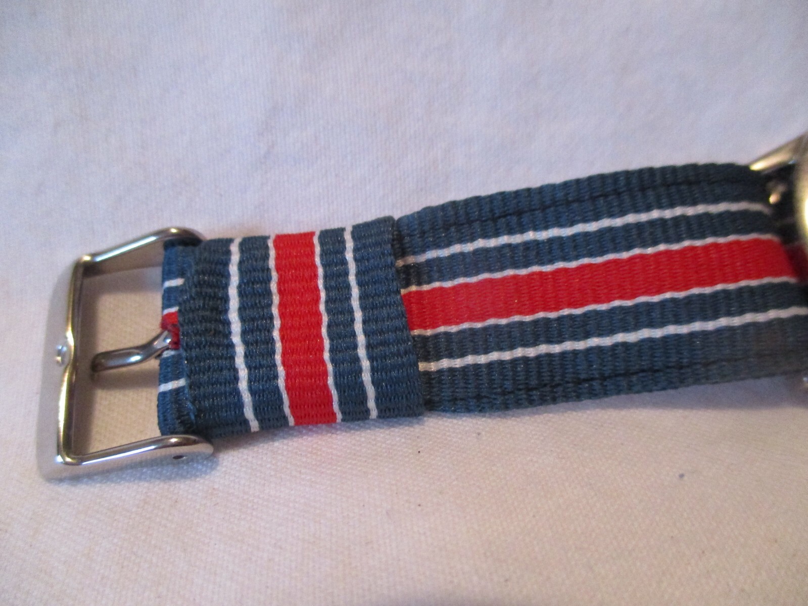 Captain America Watch Red White & Blue Striped Buckle Band Patriotic
