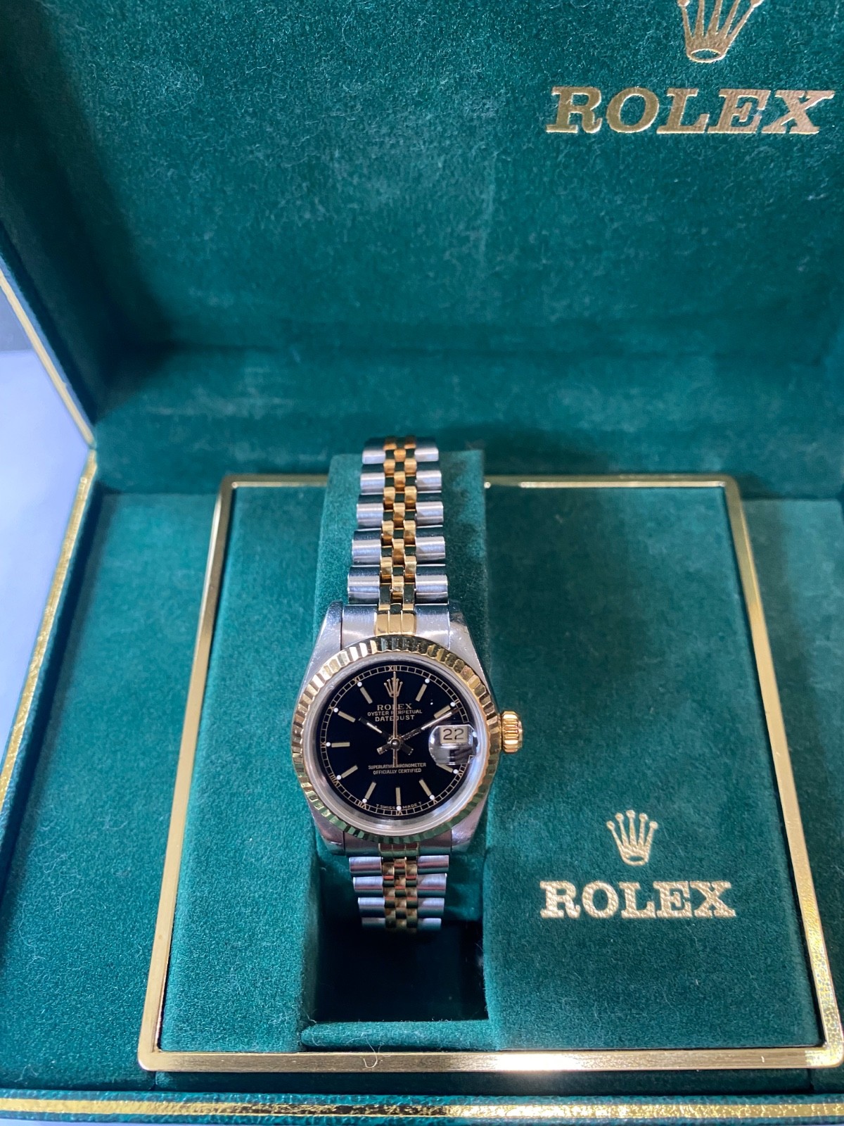 Rolex Ladies Datejust 69173 18K/SS Black Dial Full Set Box Papers ORIGINAL Owner