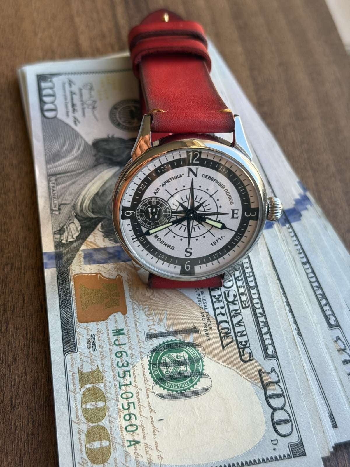 Molniya Watch Mechanical Wrist Russian Arctic Molnja Military Compass Vintage