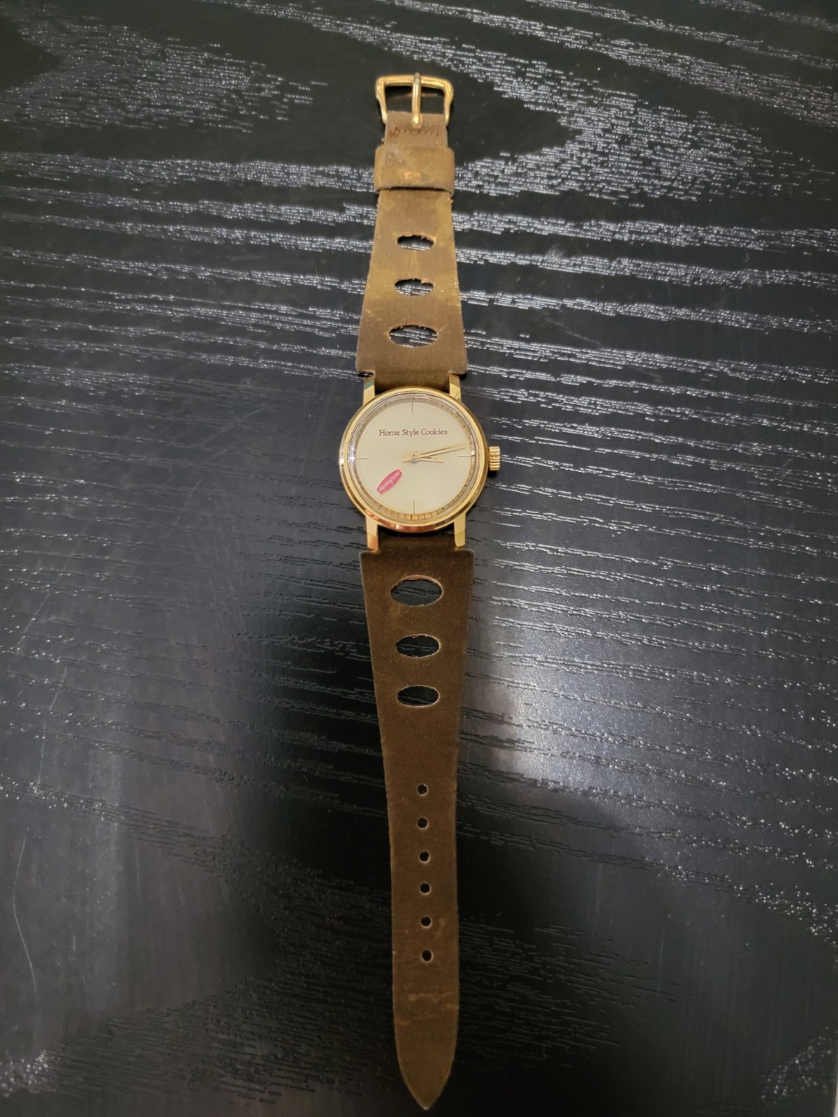 Archway Cookies Vintage Manual Wind 17J Gold Case Brown Leather Strap w/ Box