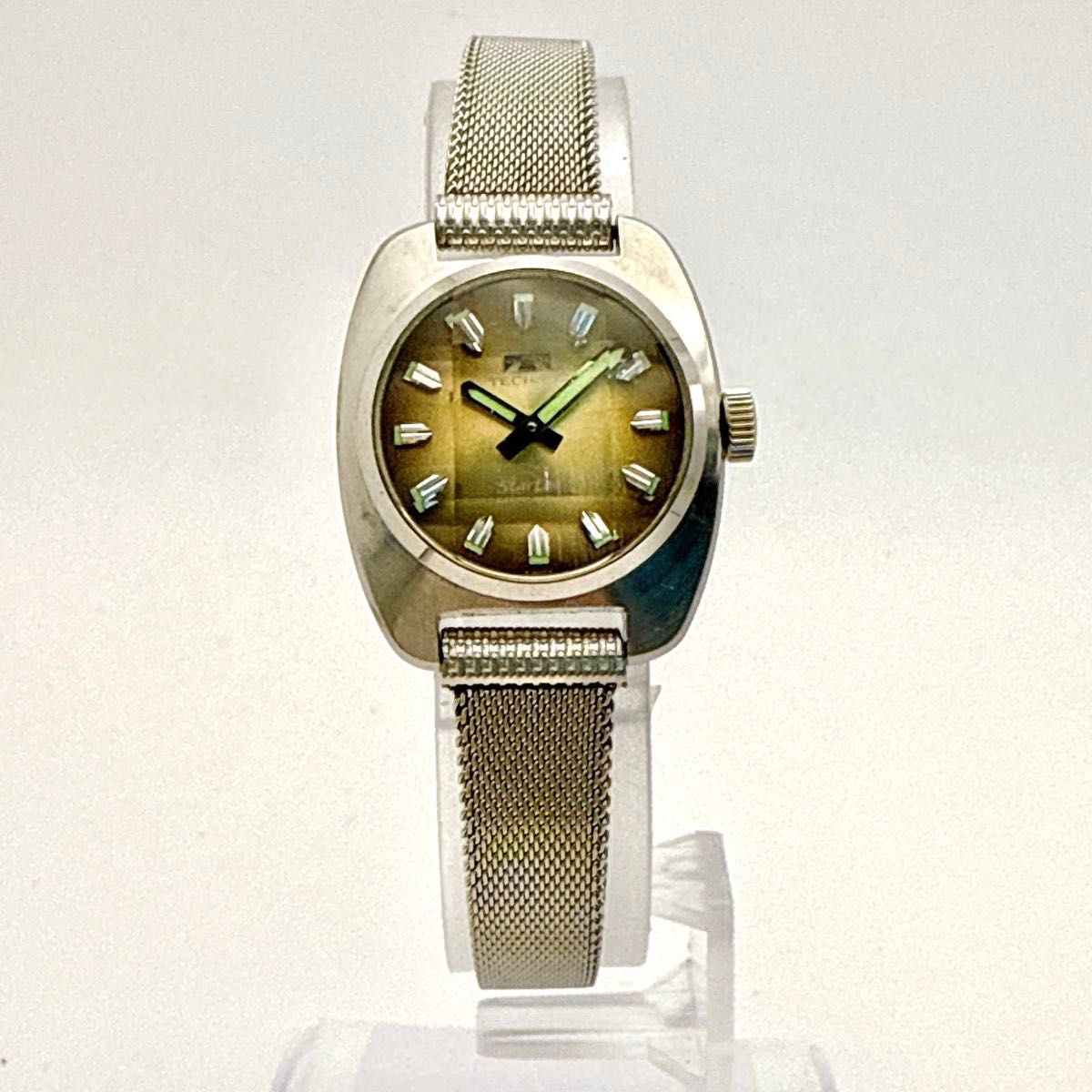 A109 Working Excellent Condition Antique TECHNOS Starlady Tonneau Case Cut Glass