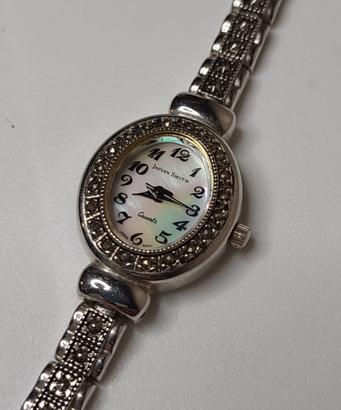 7.5 Inch Jaclyn Smith Silver Tone Watch With Mother Of Pearl Dial