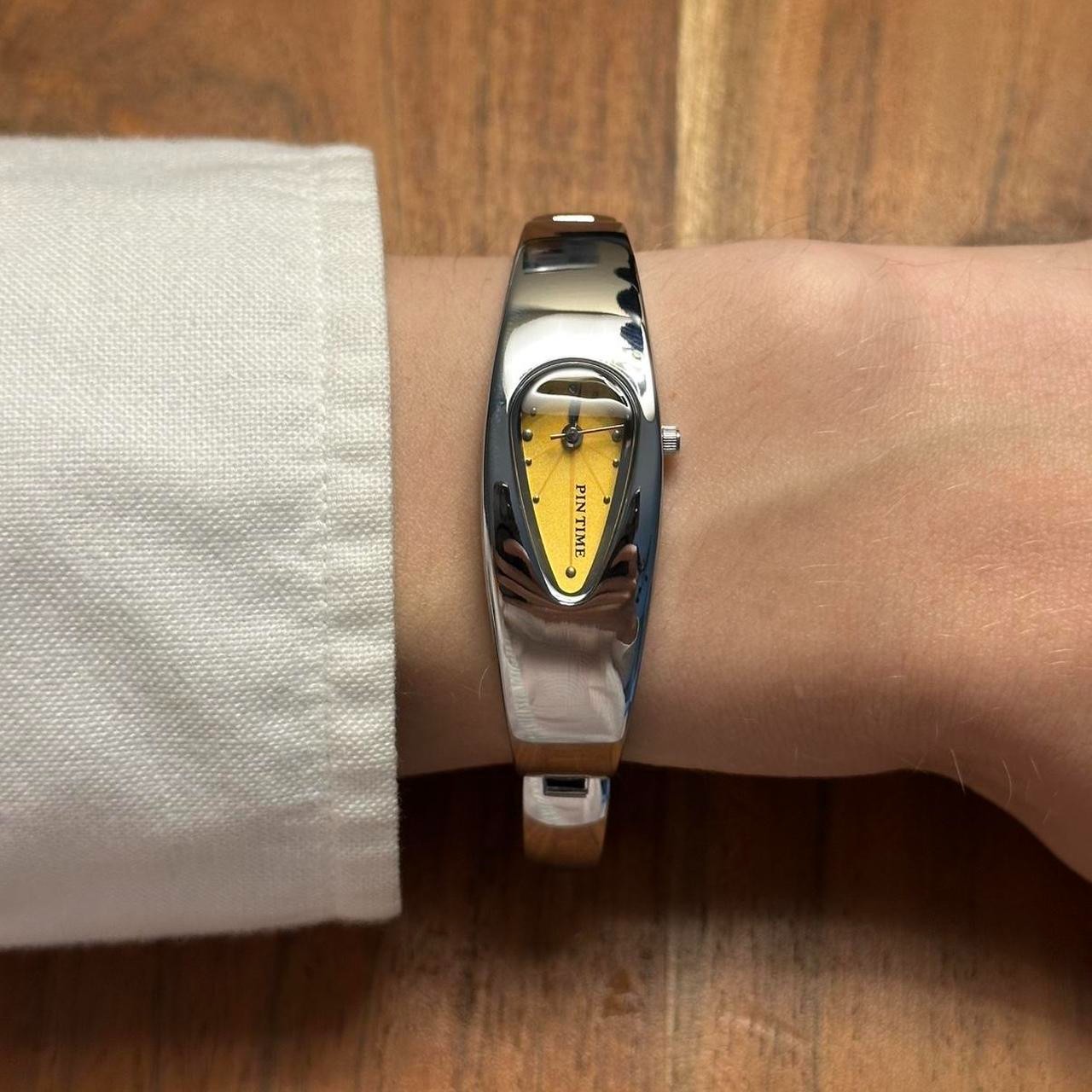 Silver Bracelet Watch Y2K Futuristic Teardrop Gold Dial Stainless Steel Unisex