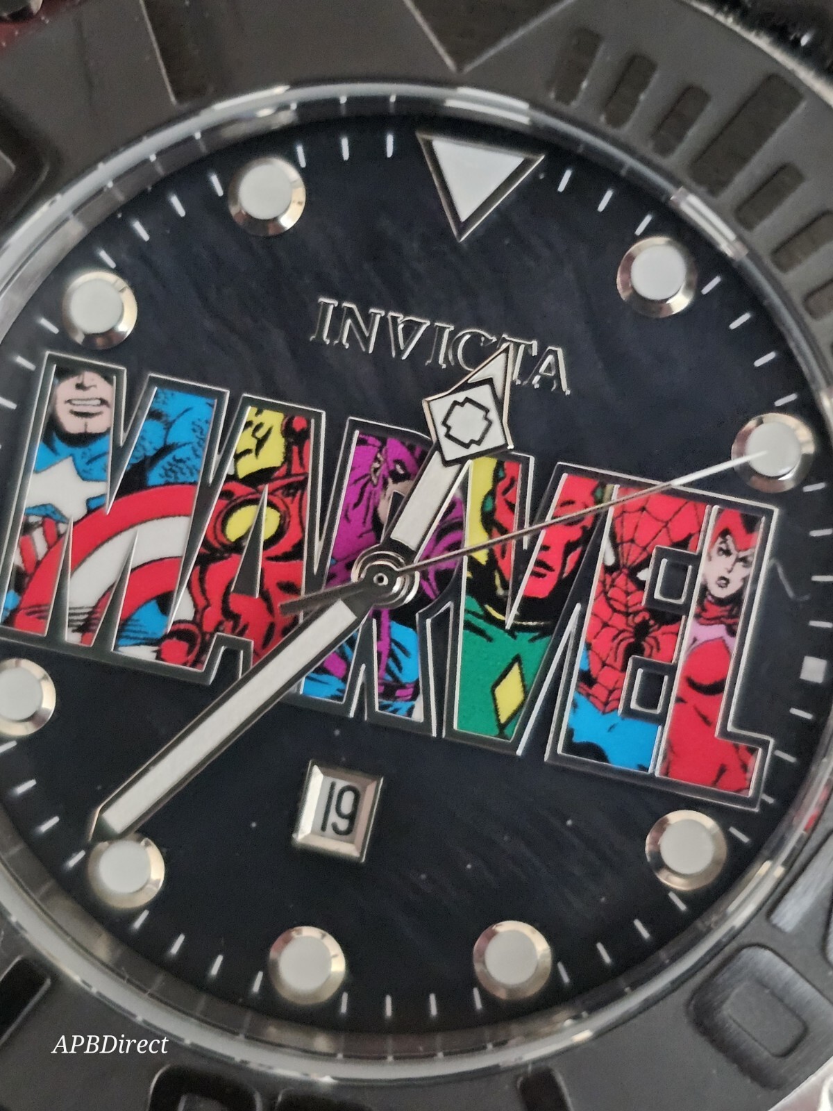 Invicta – Marvel #60 Logo – 50mm Limited Edition Flame-Fusion mens Quartz watch