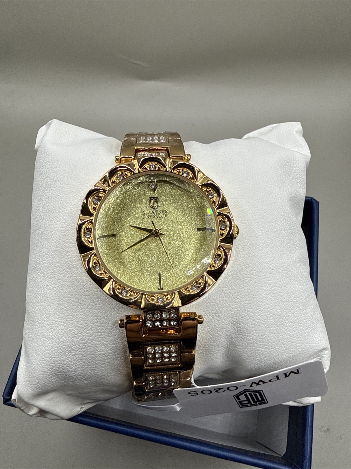 Woman’s Montres Prestige X INVICTA 33mm Gold Tone Crystals MPW-0205