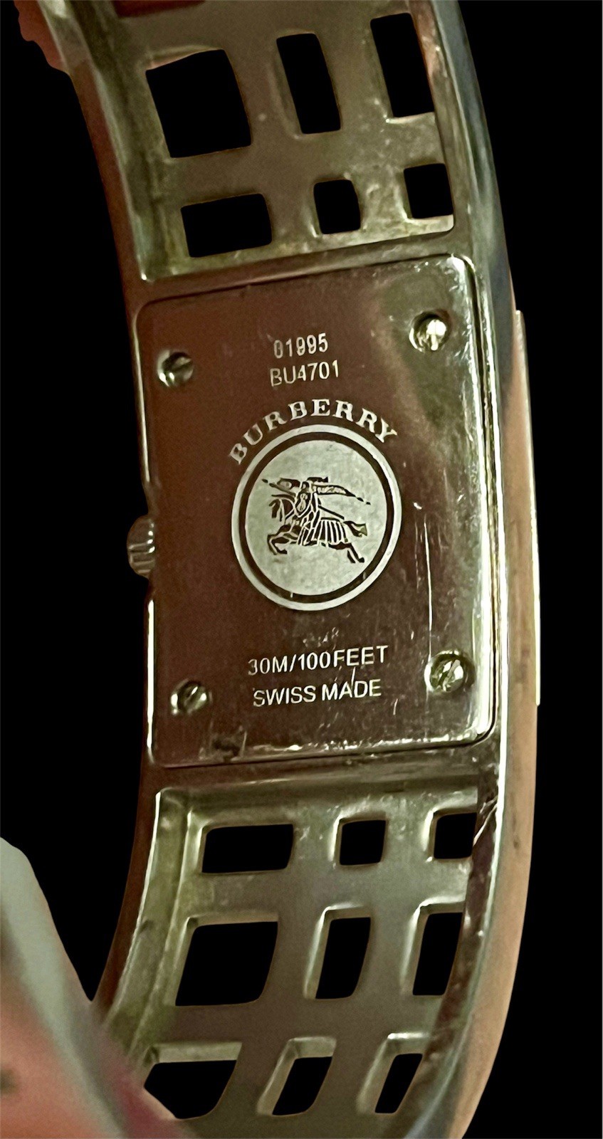 Burberry Silver Tone Beige Dial Womens Swiss Made Bangle Dress Watch No box.