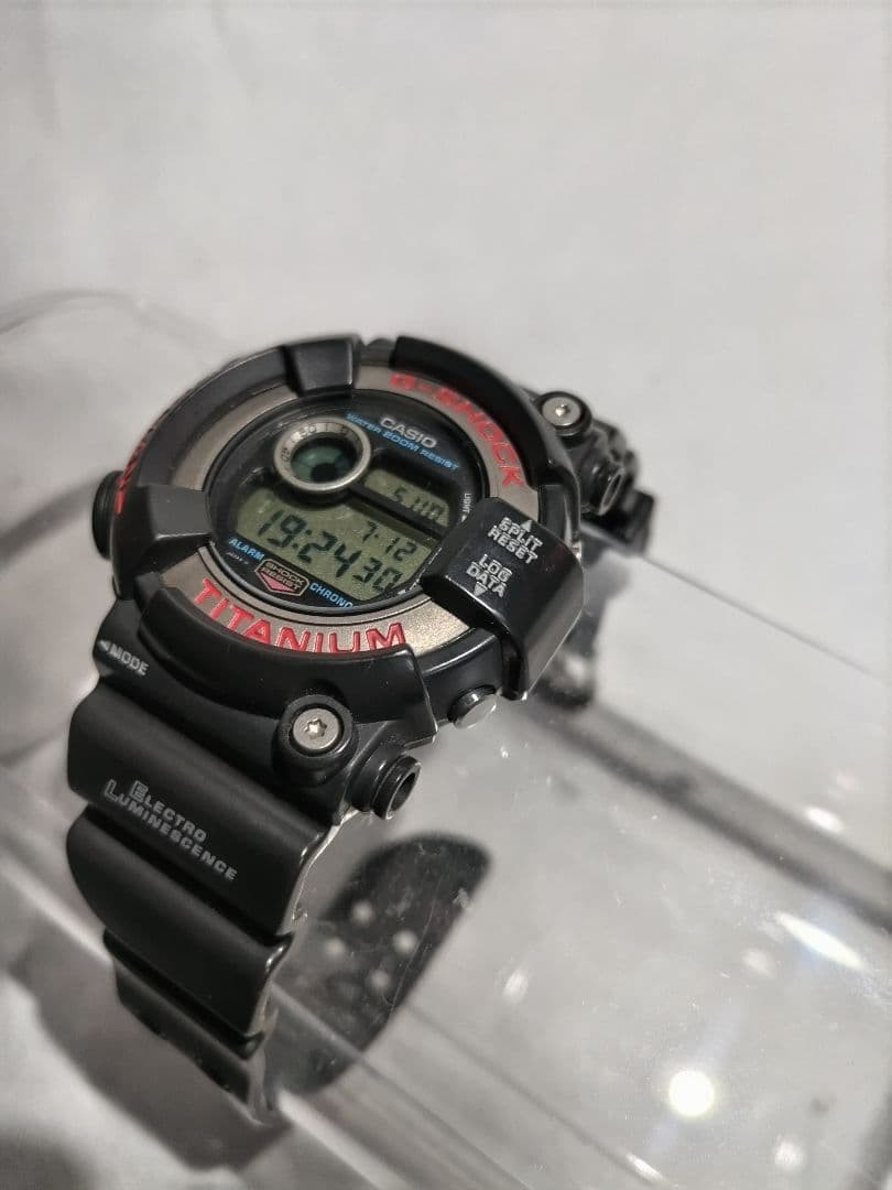 CASIO G-SHOCK FROGMAN DW-8200 Titanium From Japan