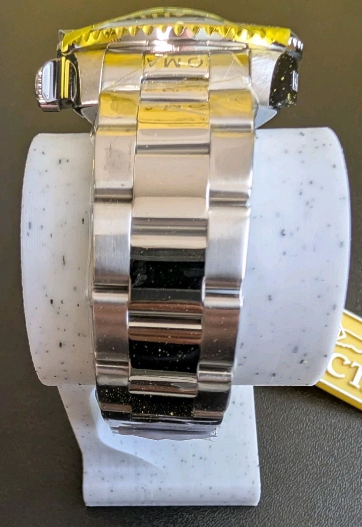 Invicta Pro Diver Automatic (Model 35688) – NWT