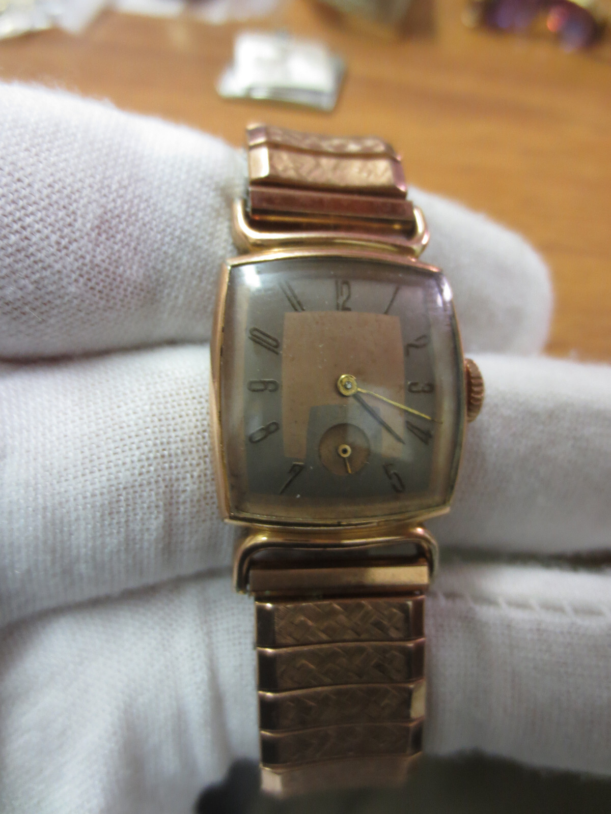 Vintage LONGINES 10KT Rose Gold Filled 8LN 17J Wristwatch w/ Stretch Band
