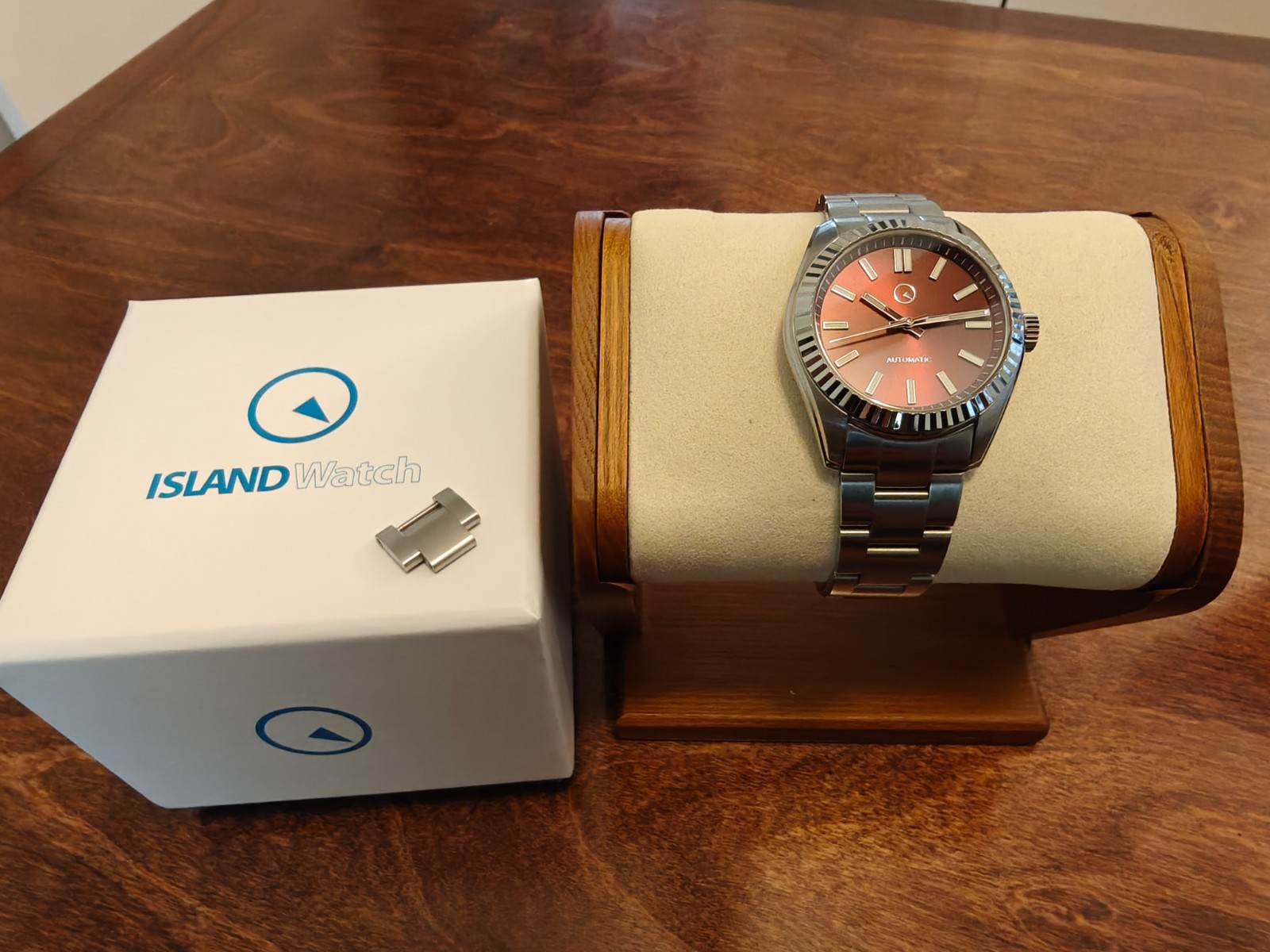 Islander Brookville – Mint condition – discontinued ISL-130 automatic 38mm 100M