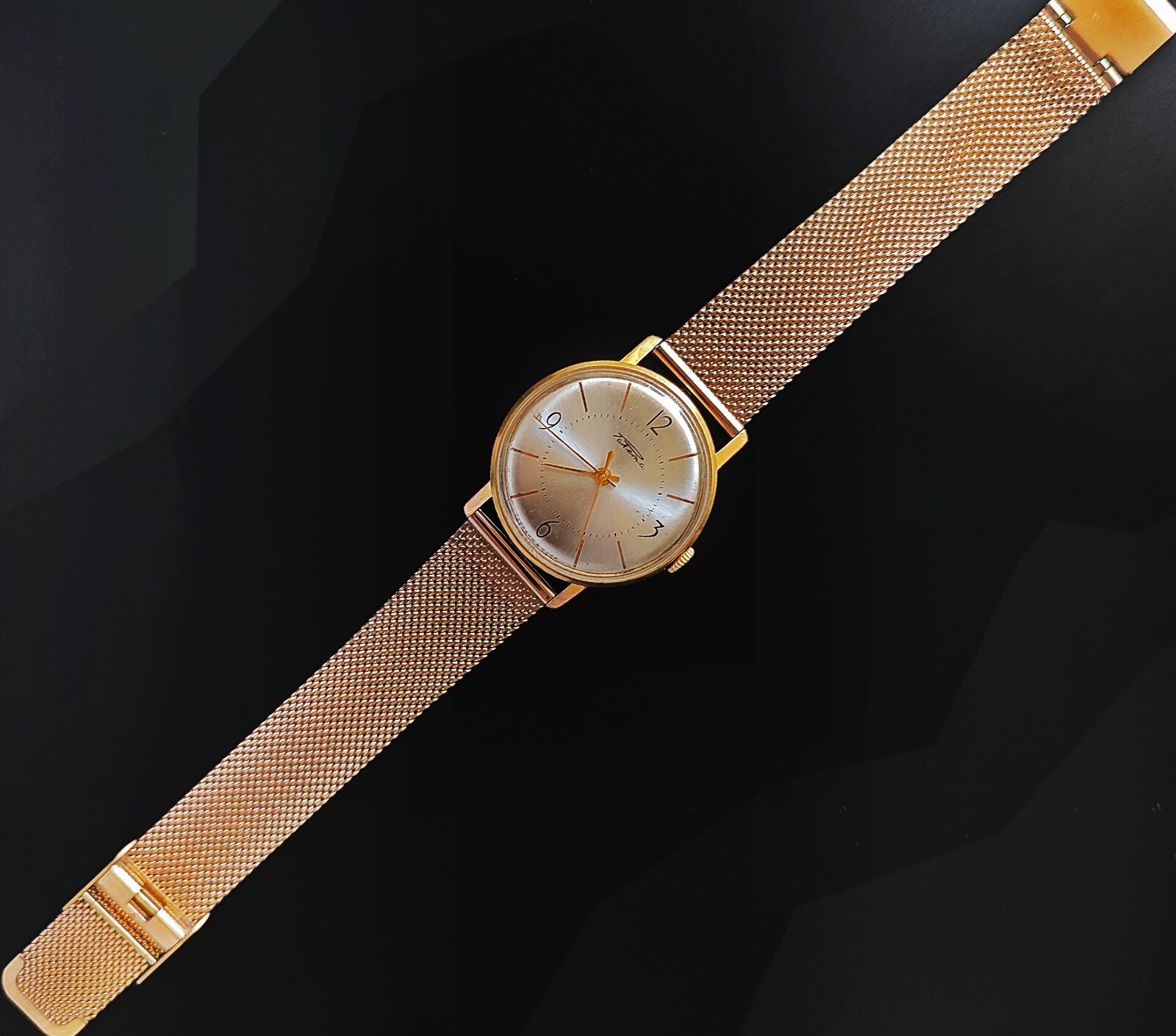 Authentic USSR Raketa 2209 Ulra Slim (1960s) Vintage Soviet Mechanical Watch