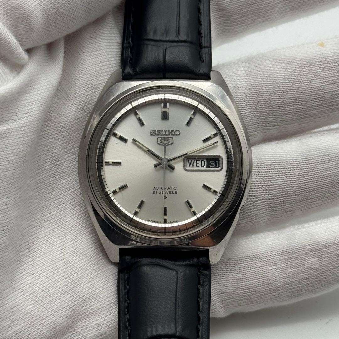 Rare SEIKO 5 Automatic Men s Wristwatch Day Date 21 Jewels Running From Japan
