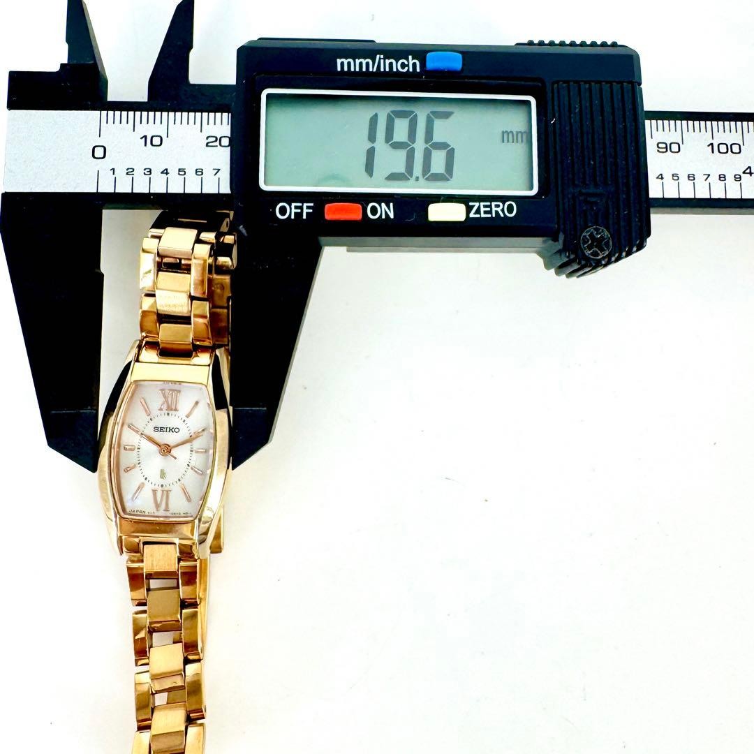 29 [Working Condition] SEIKO LK Lukia Solar Gold Tonneau-shaped Wristwatch