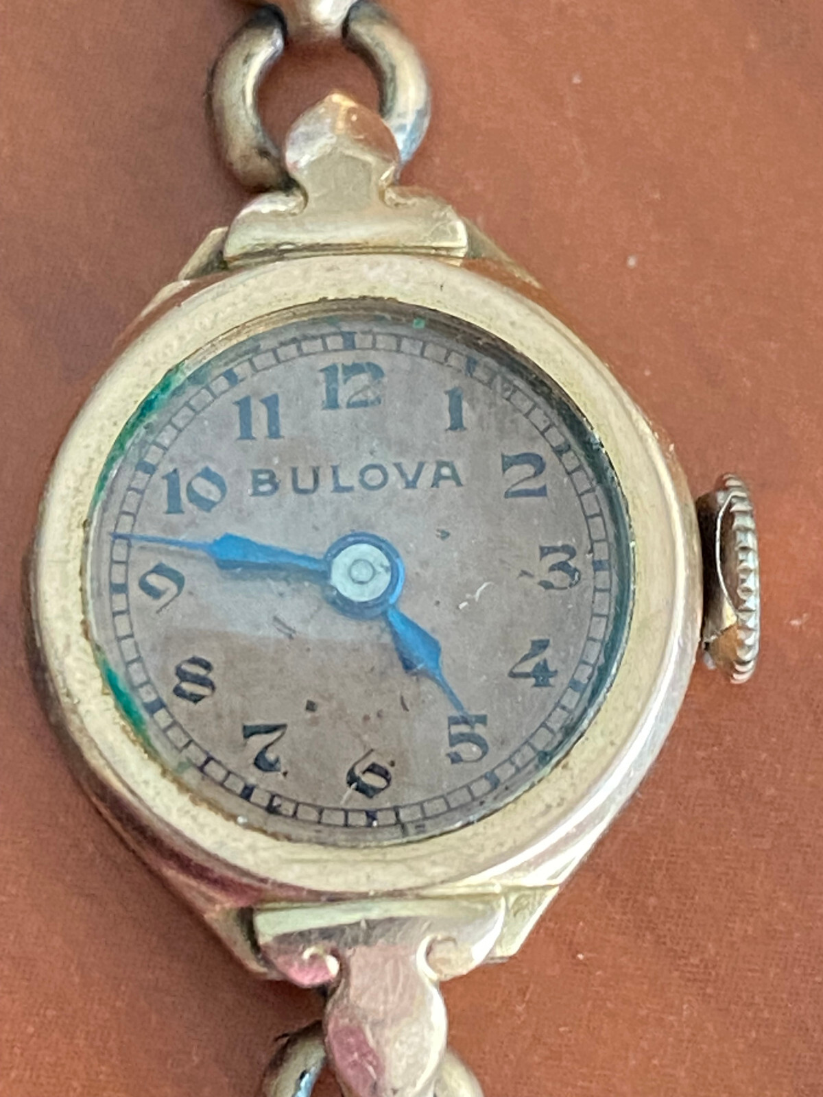 VINTAGE LADIES BULOVA WRIST WATCH, CAL. 5AB, KEEPING TIME, ROSE GOLD FILLED