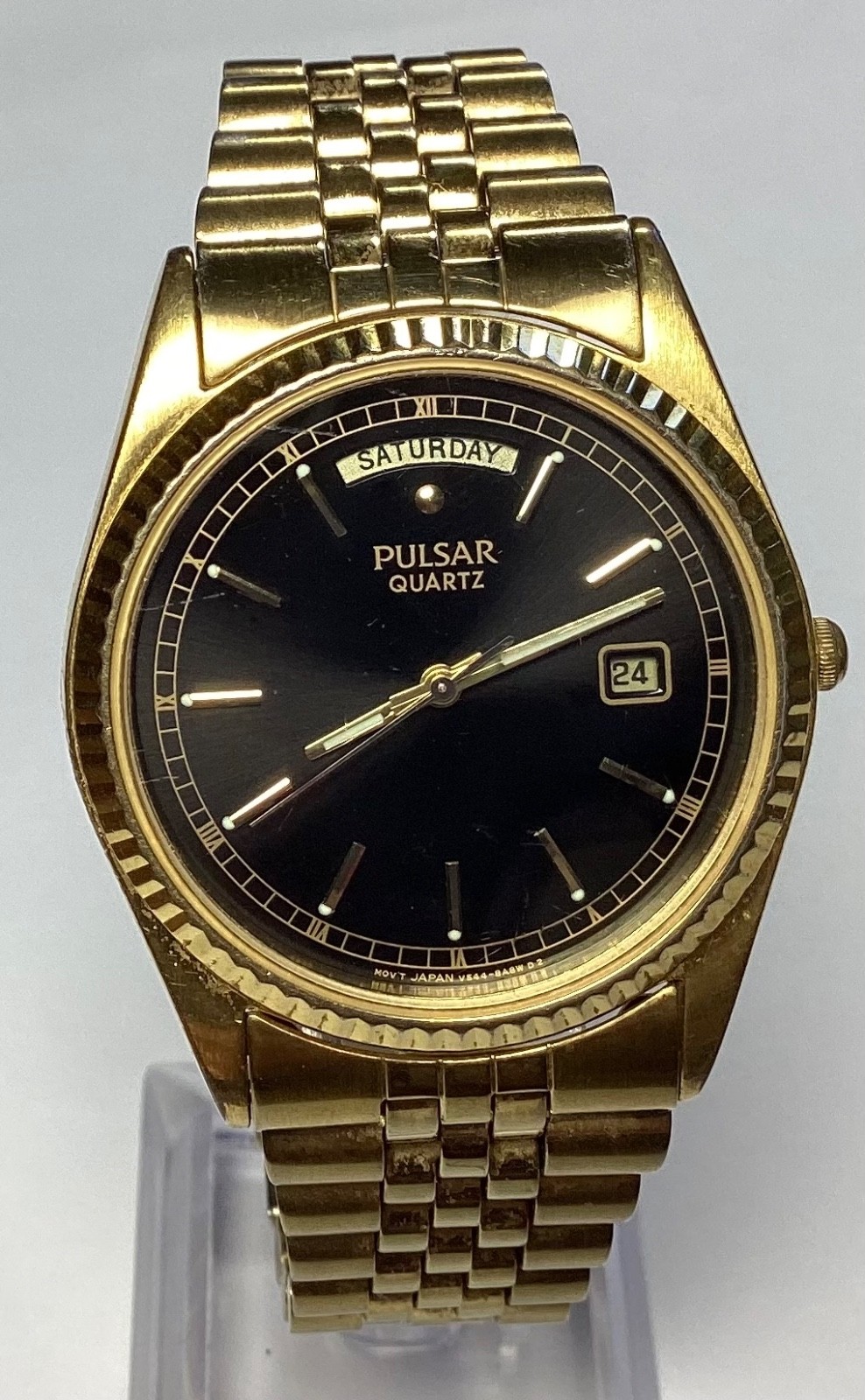 Pulsar Mens Vintage Watch V544-8A40 Gold Fluted Day Date New Battery 7.25”