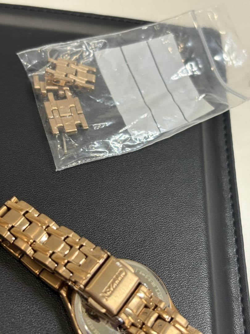 CITIZEN Eco-Drive Watch, Gold, e011 r008161