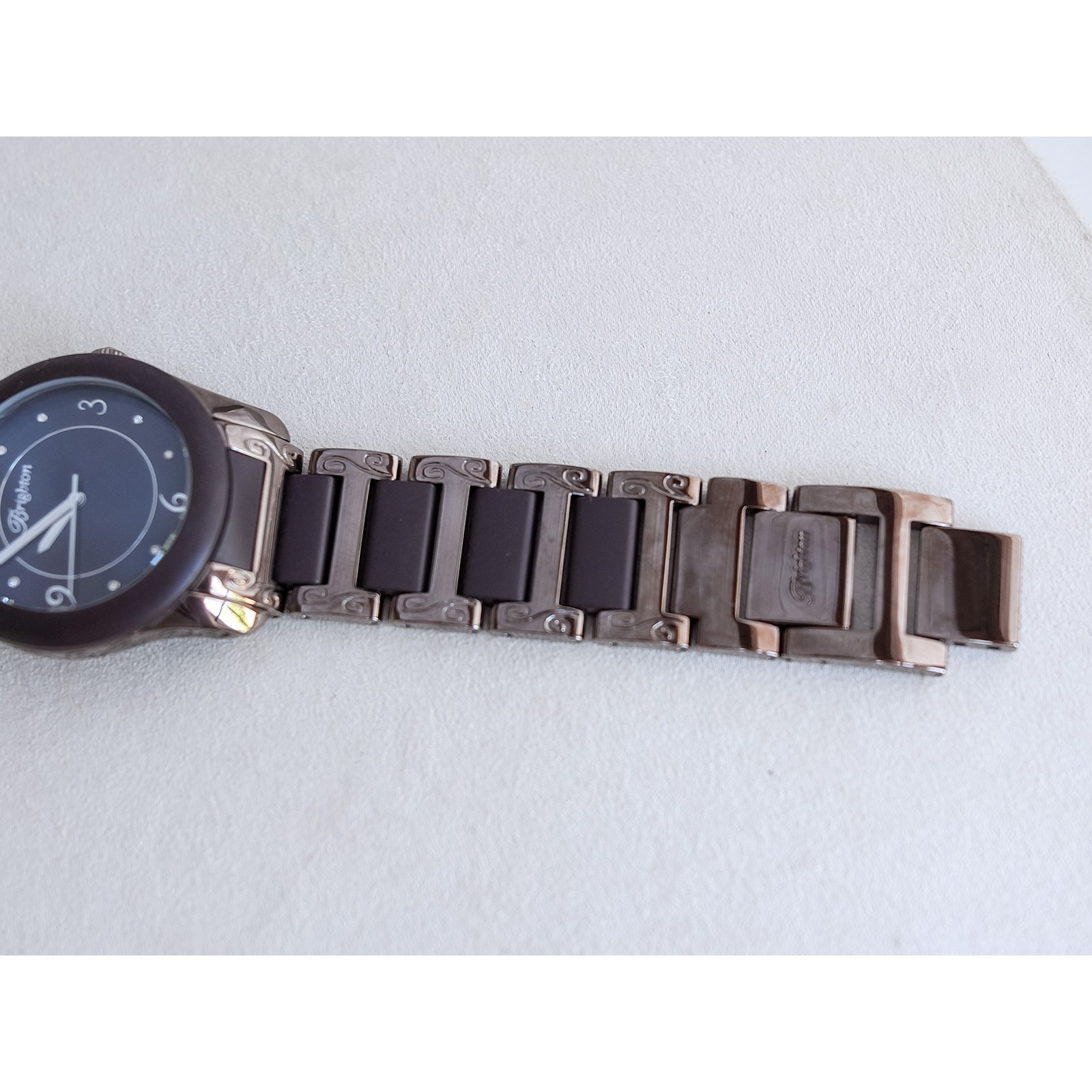 Brighton Brooklyn Quartz Watch Bronze Rubber Etched Swirl Bezel Fold Over Clasp