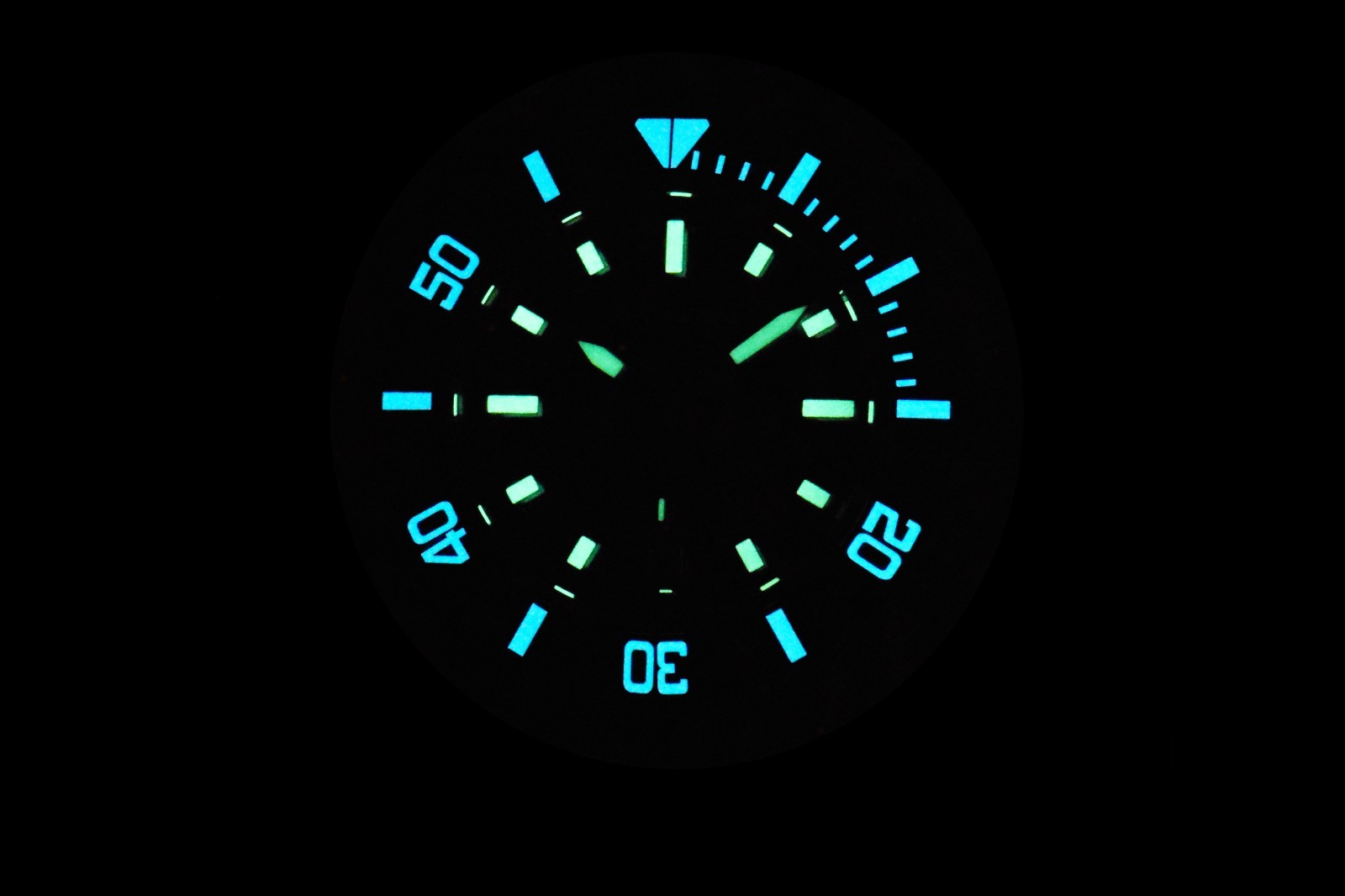 ARAGON A614BLK Hercules Ceramic 50mm