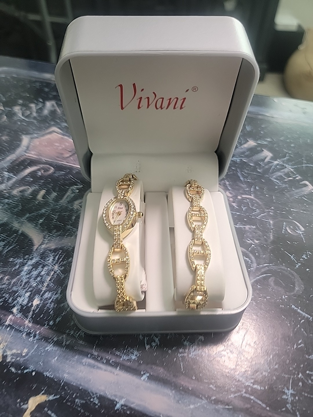 Vivani Watch & Bracelet Set Goldtone/Rhinestone/NEW/ READ