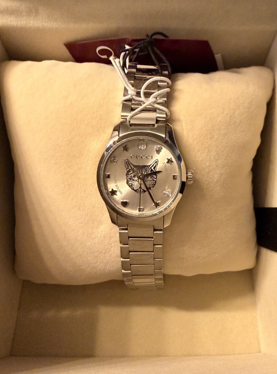 Gucci G-Timeless 27mm Silver Stainless Steel Women’s Wristwatch