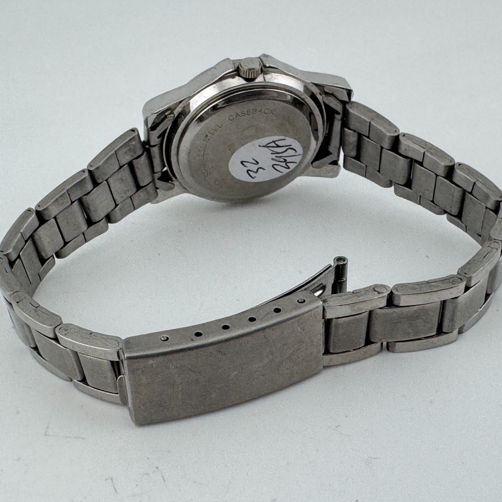 TUAI Japan Quartz Watch Women Silver Military Dial Fixed Bezel New Battery 7.25″