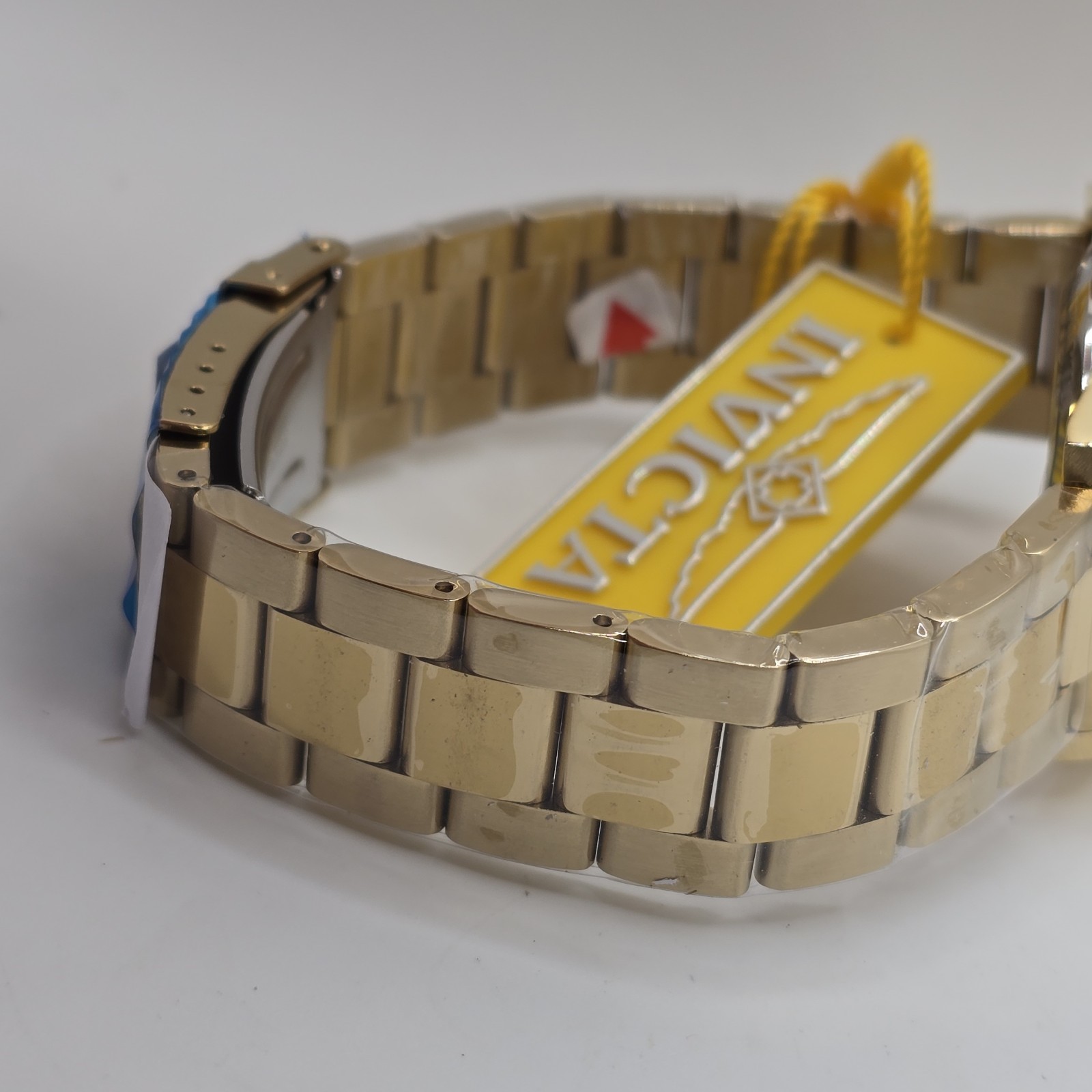 Invicta Men’s Automatic Pro Diver Watch 40mm 69742 Gold Green