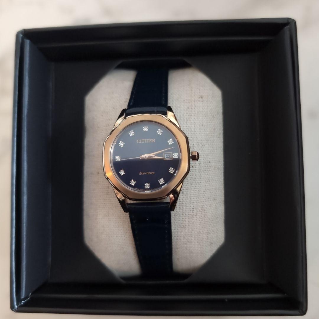 Citizen Eco-Drive Diamond Pattern Analog Wristwatch EW2583-05L Japan Unused
