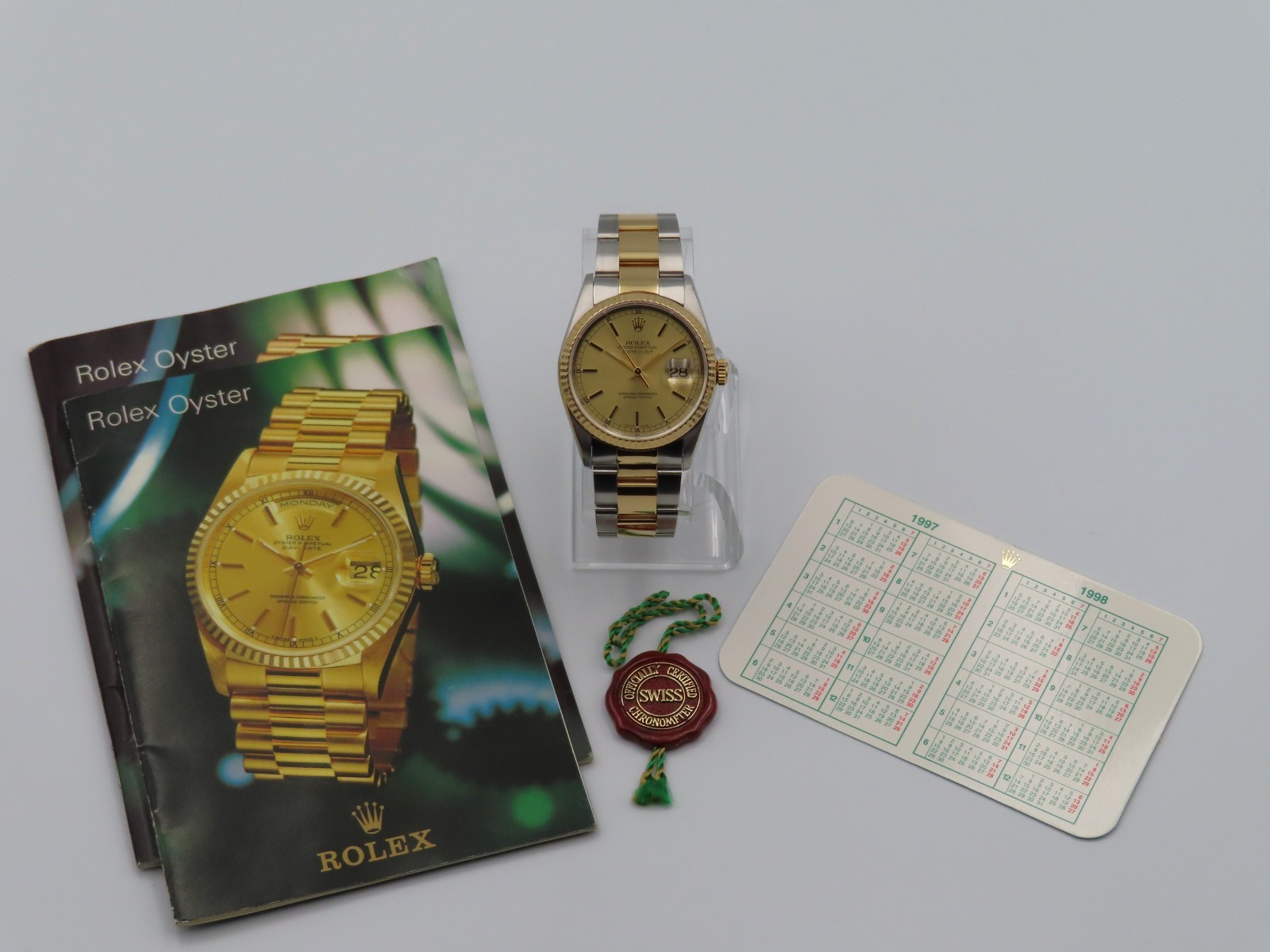 1996 Rolex Datejust 16233 Men’s 36mm 18k Yellow Gold Stainless Steel Wristwatch