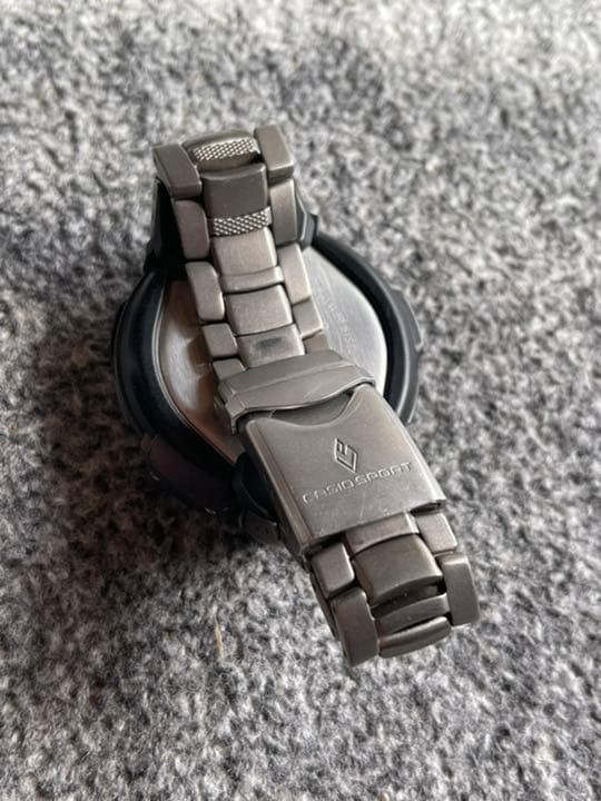 CASIO Pro Trek Titanium – Easy to Read