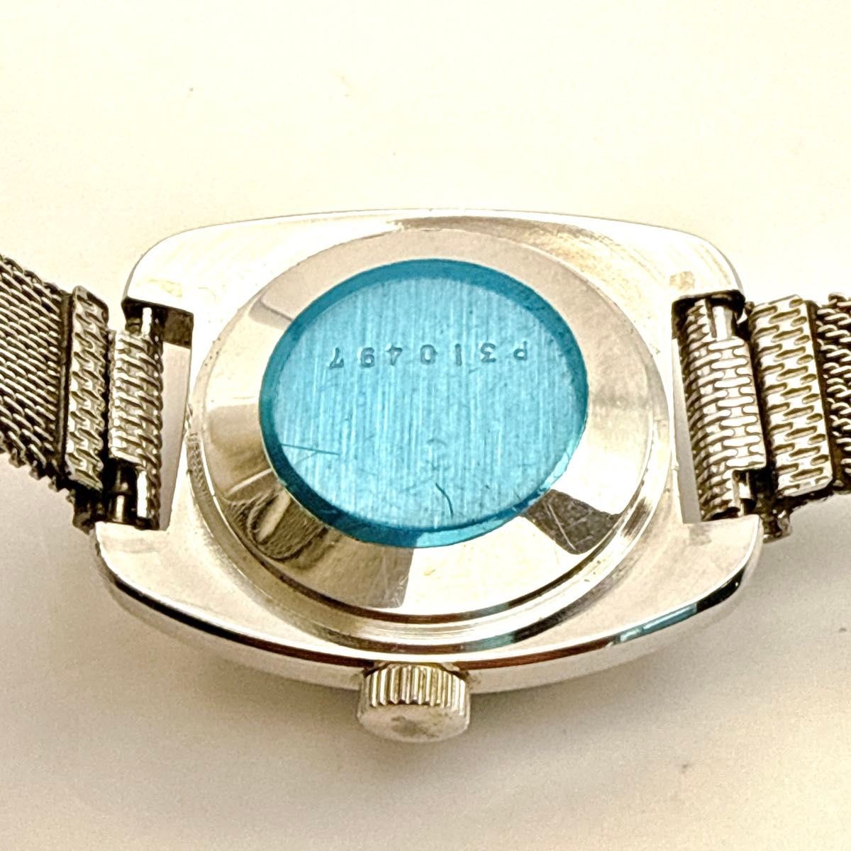 A109 Working Excellent Condition Antique TECHNOS Starlady Tonneau Case Cut Glass