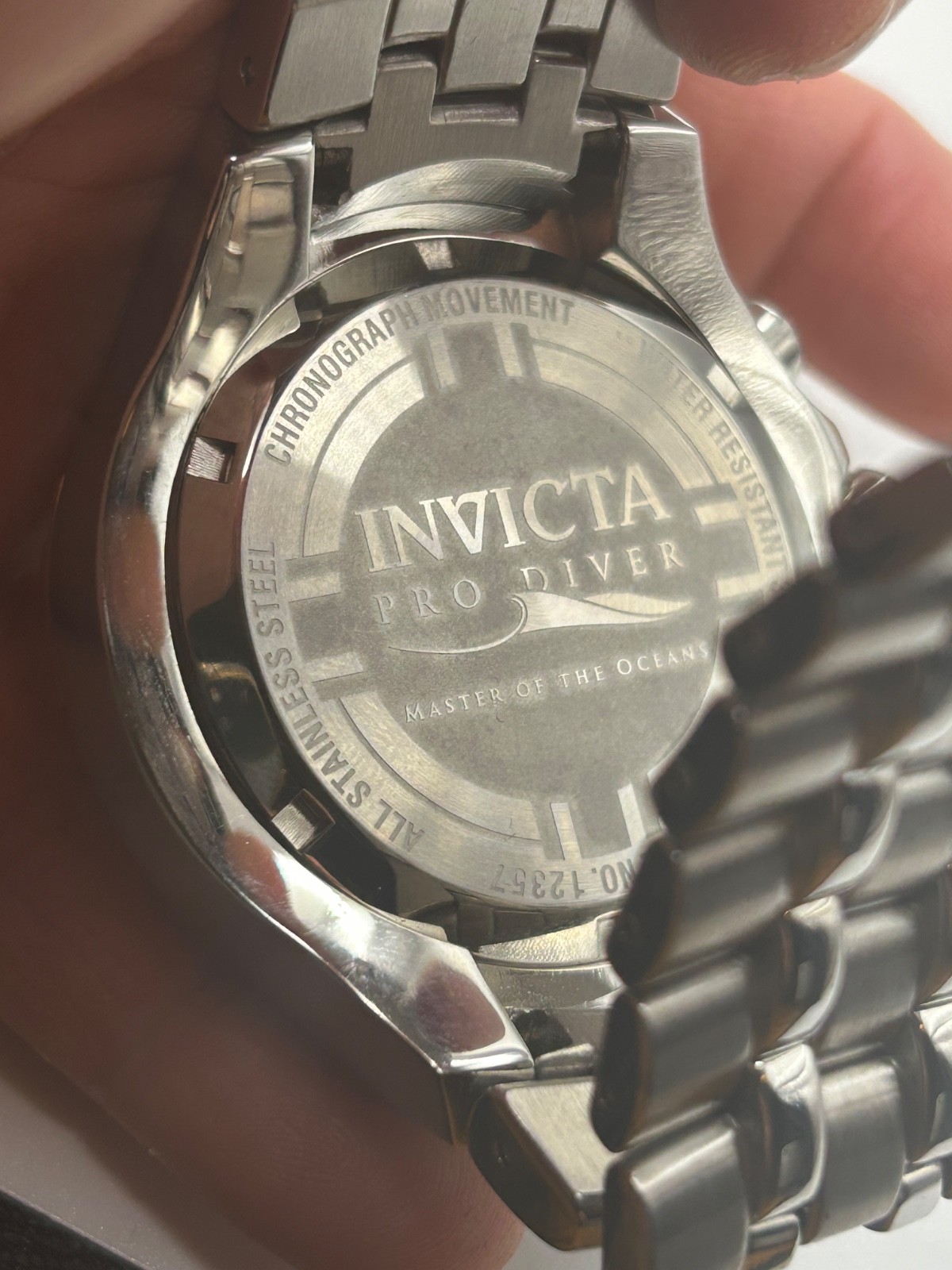 Invicta Pro Diver MDL 12357 never worn brand new battery
