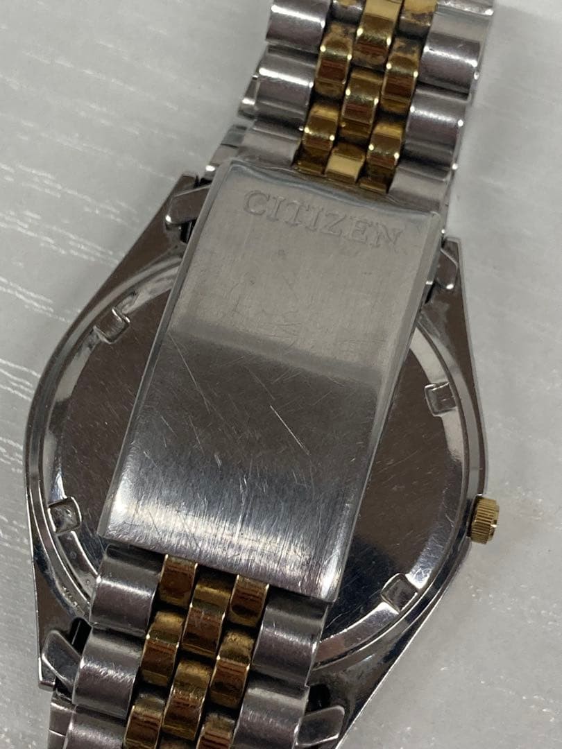 CITIZEN QUARTZ 6100-K09311 Gold Silver