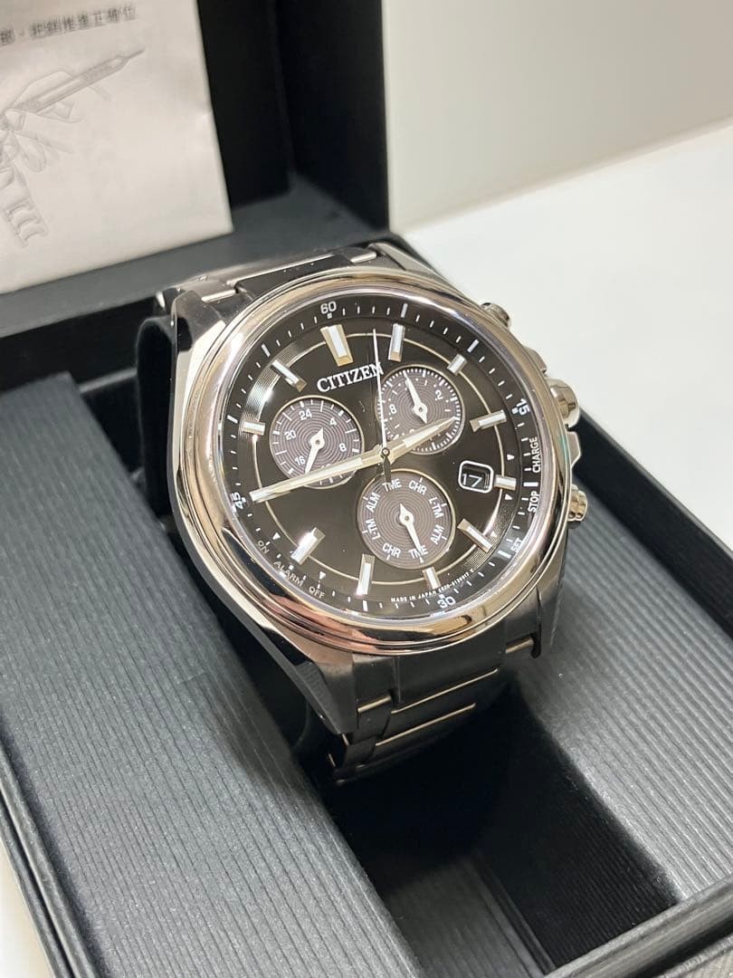 CITIZEN Eco-Drive E820-S096081 Used Watch Chronograph Box Manual Solar