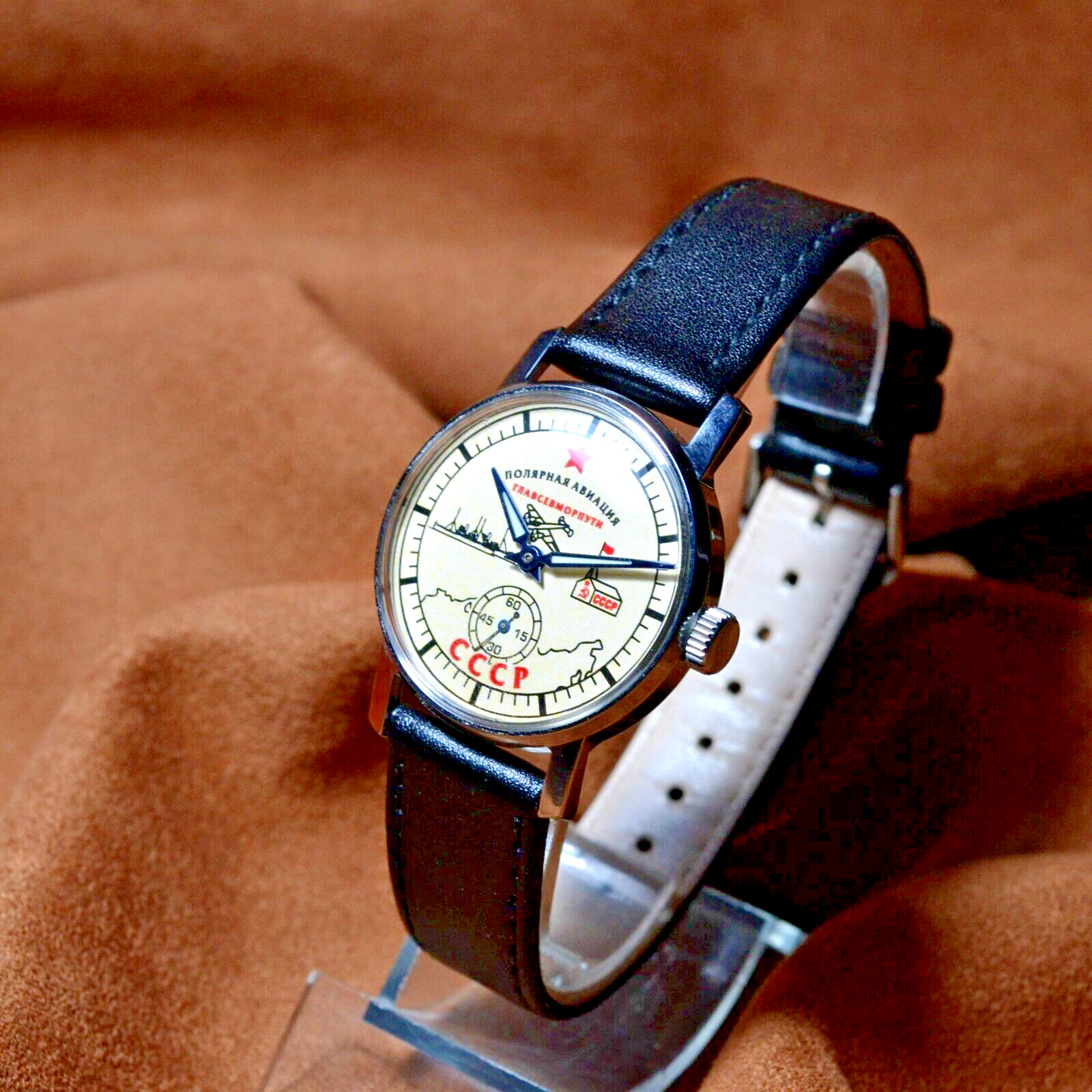 Pobeda Soviet Mechanical Men’s Watch Vintage Men’s Wristwatch USSR Serviced
