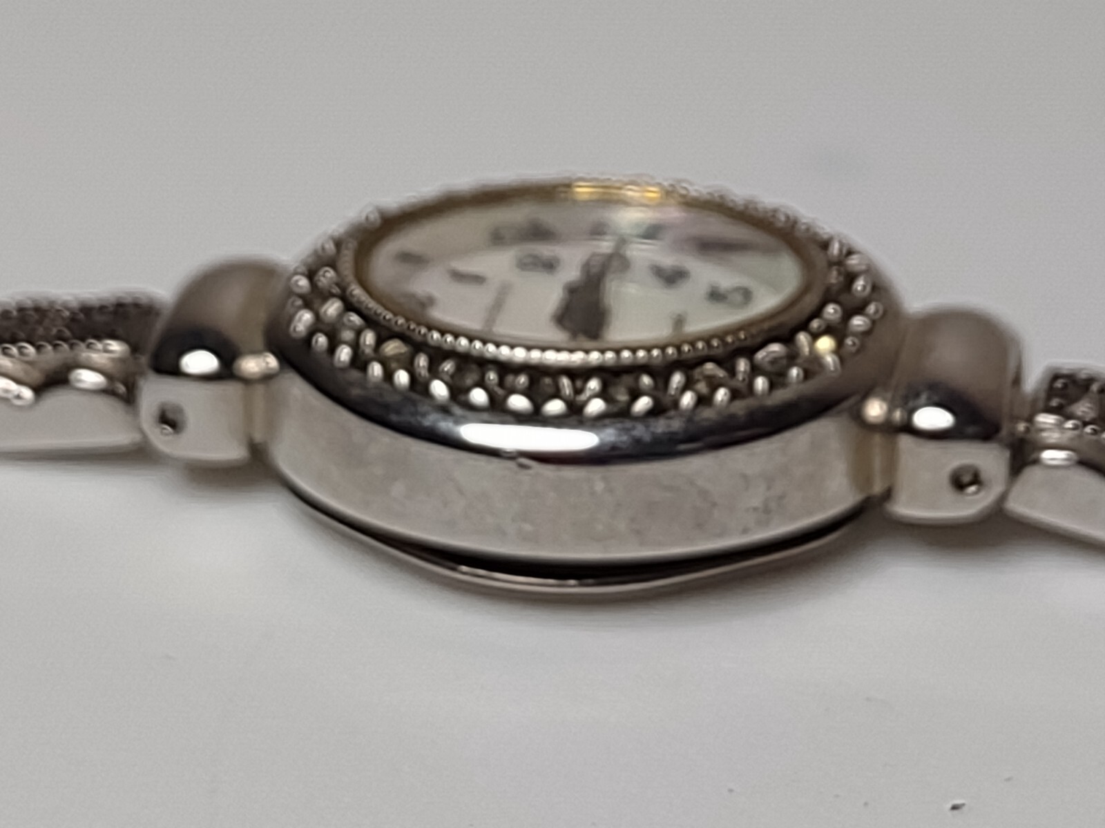 7.5 Inch Jaclyn Smith Silver Tone Watch With Mother Of Pearl Dial