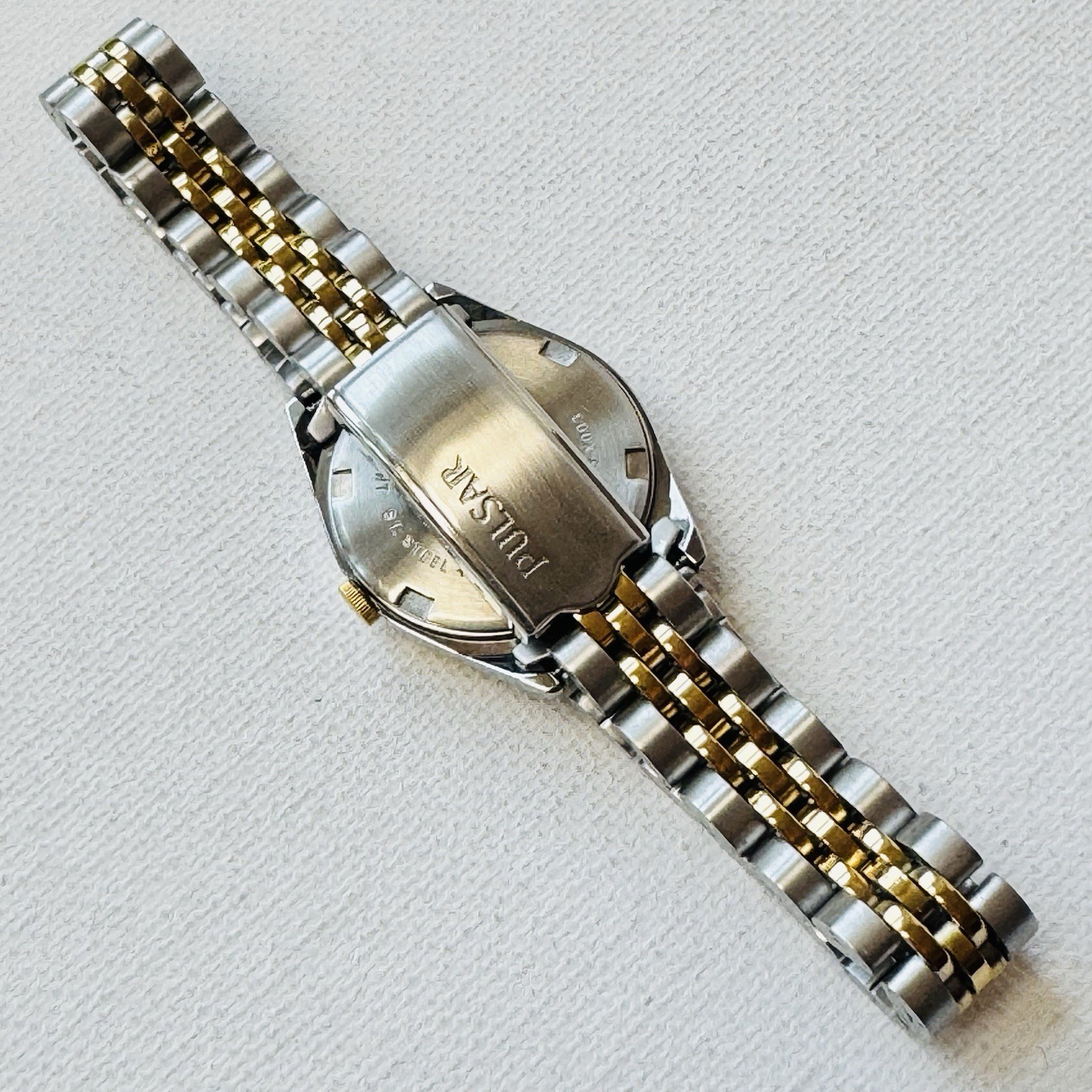 Vintage Seiko Pulsar Women’s President Day/Date Watch Silver Gold V783-X003