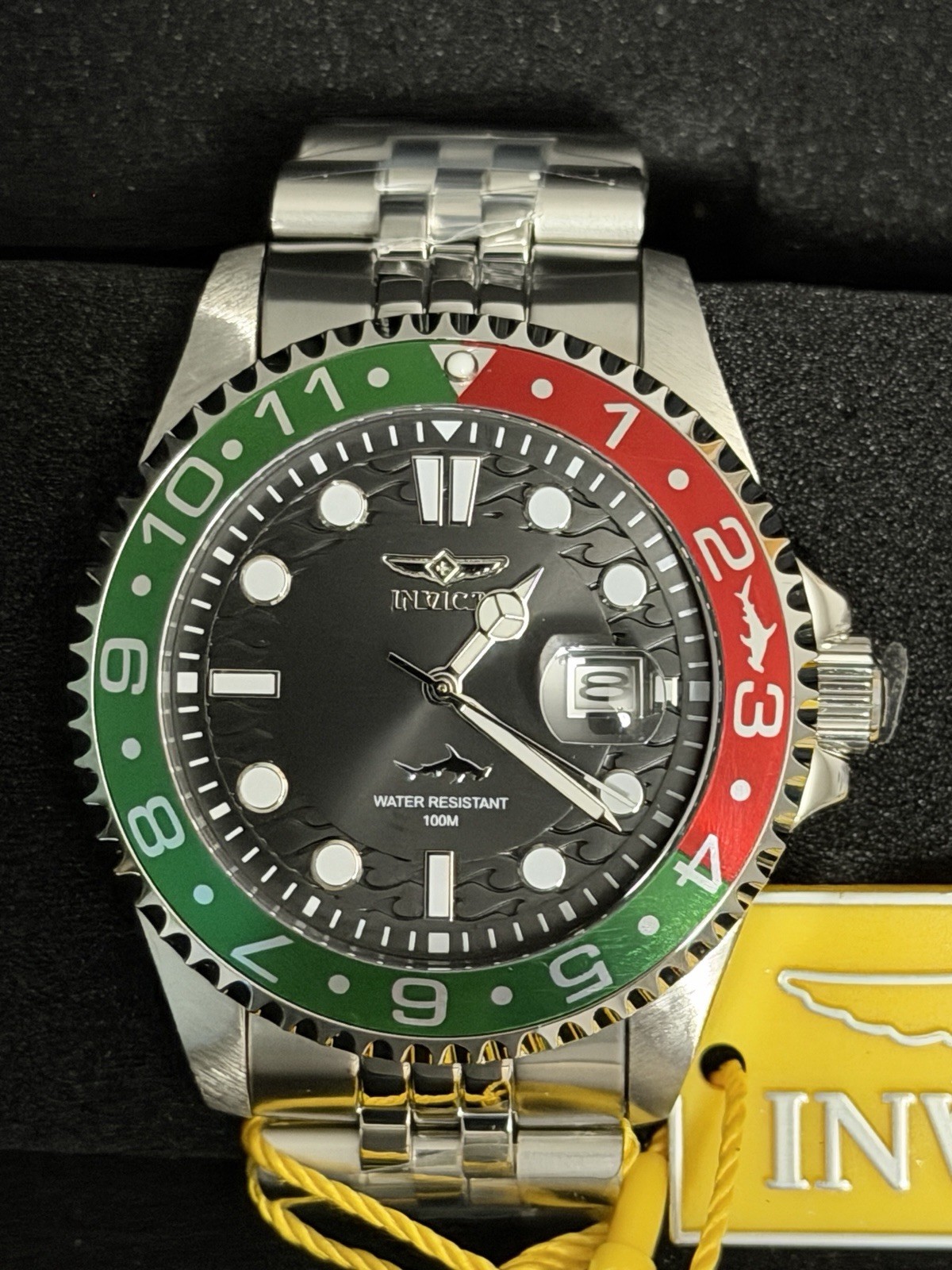 NEW Invicta Men’s Pro Diver Black Dial Red/Green Bezel Watch w/ Steel Band 36851