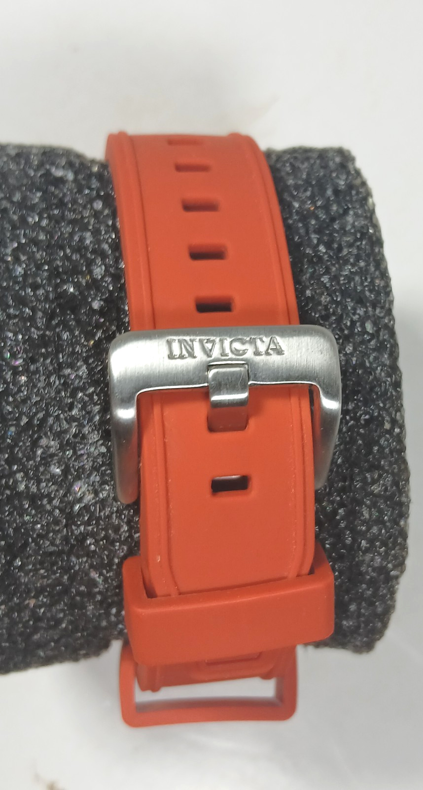 Invicta Pro Diver Men’s Red band Watch Model 29881~46.5 mm~10 ATM WR with Case