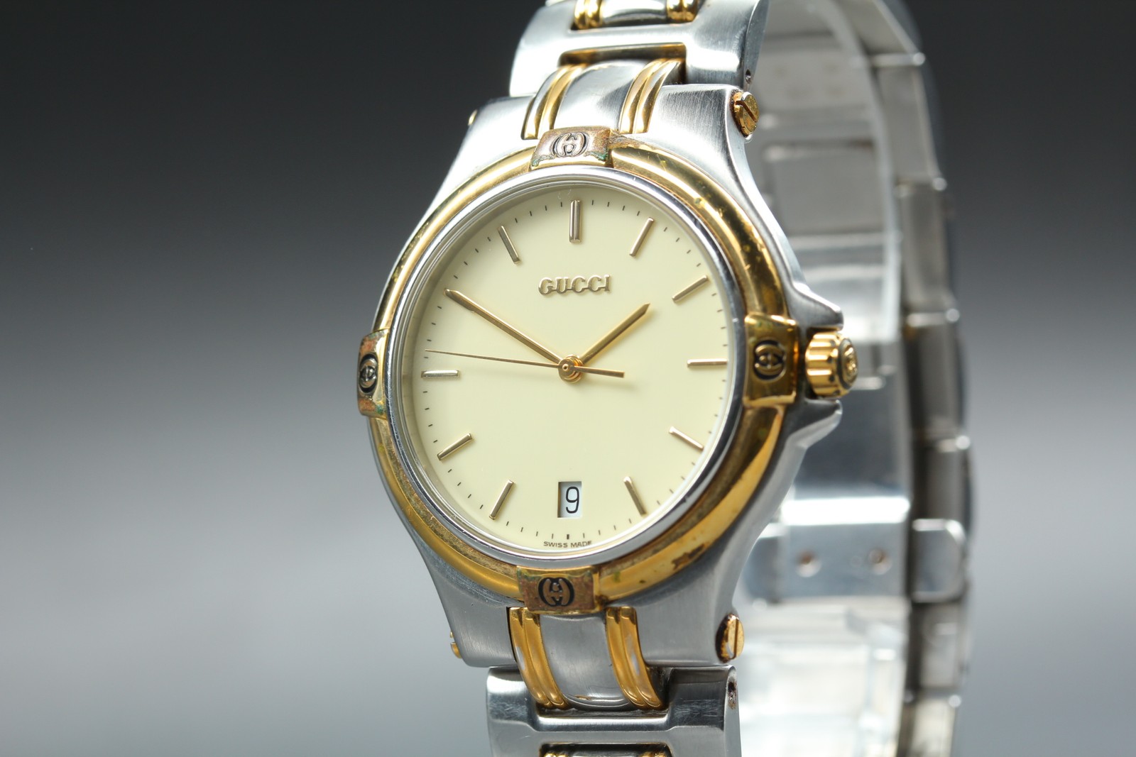 [Exc+5] GUCCI 9000M 35mm Ivory Dial Gold Silver Band Quartz Men’s Watch JAPAN