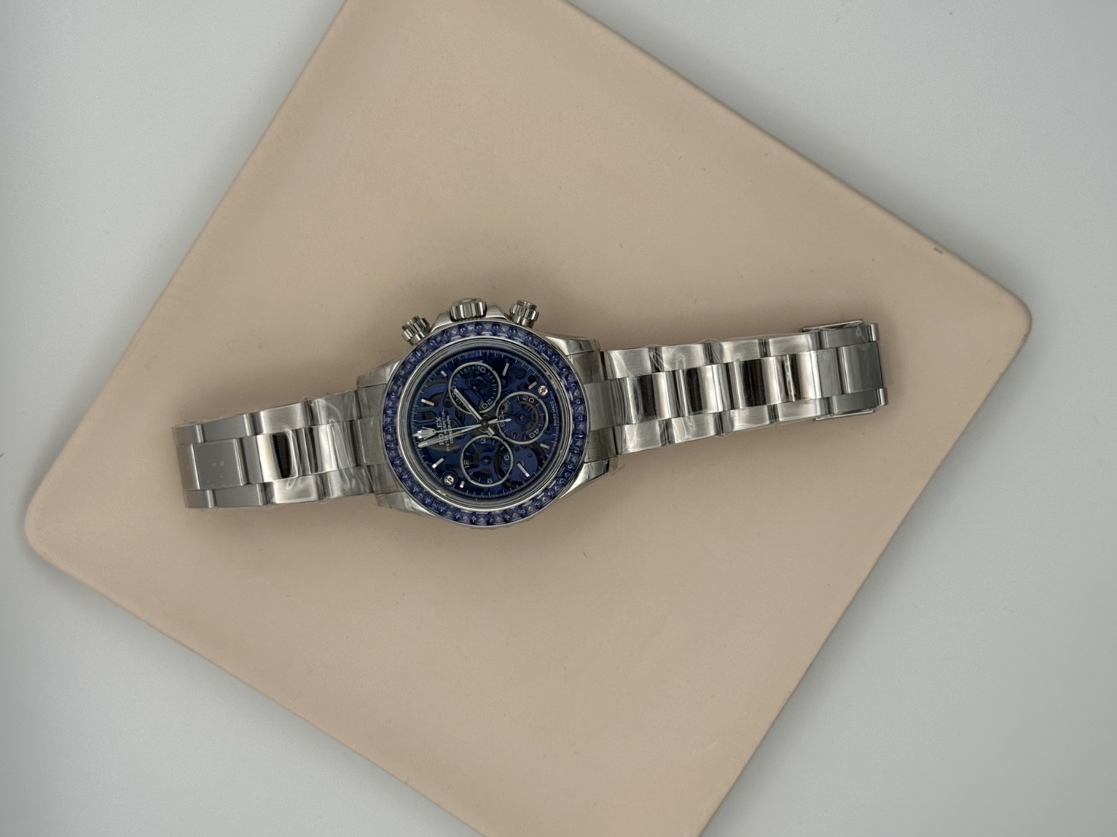 Mens luxury watch chronograph
