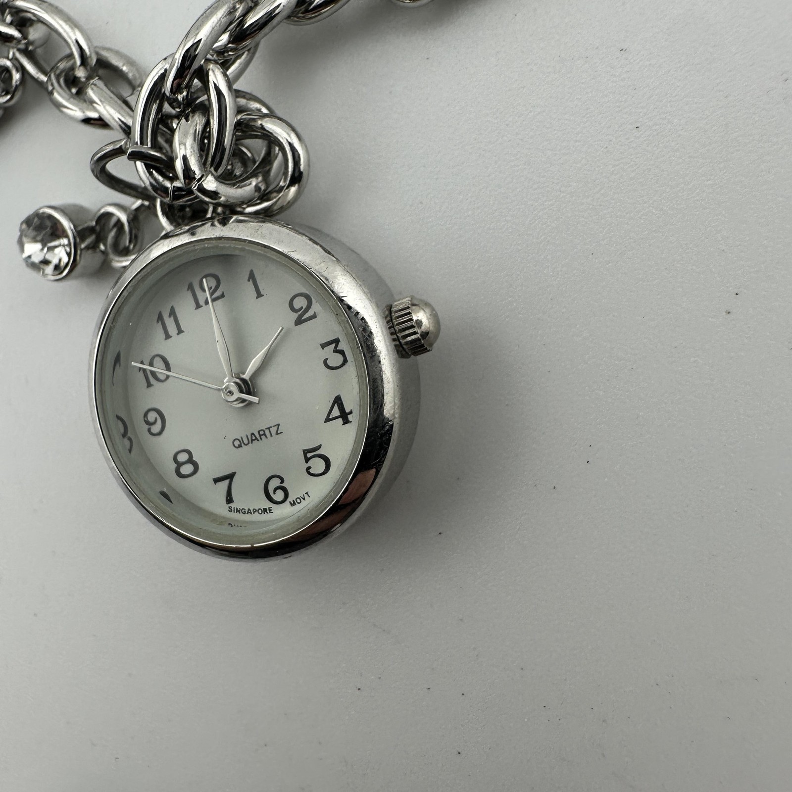Charm Sz 8.7″ Bracelet Watch Womens White Dial Silver Tone Key Lock Ring Charms