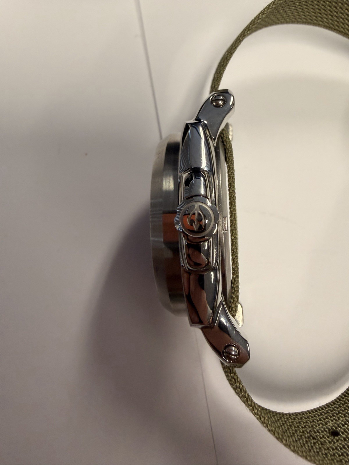 NFW Vector Watch 00605 Full Set Mint With Extra Strap And Deployant Clasp