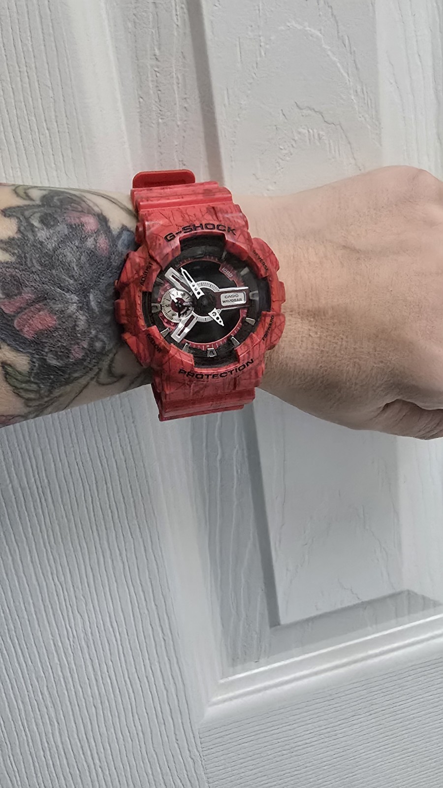 G-Shock GA-110SL Slash Pattern Quartz Unisex Watch Red Resin Band 51mm