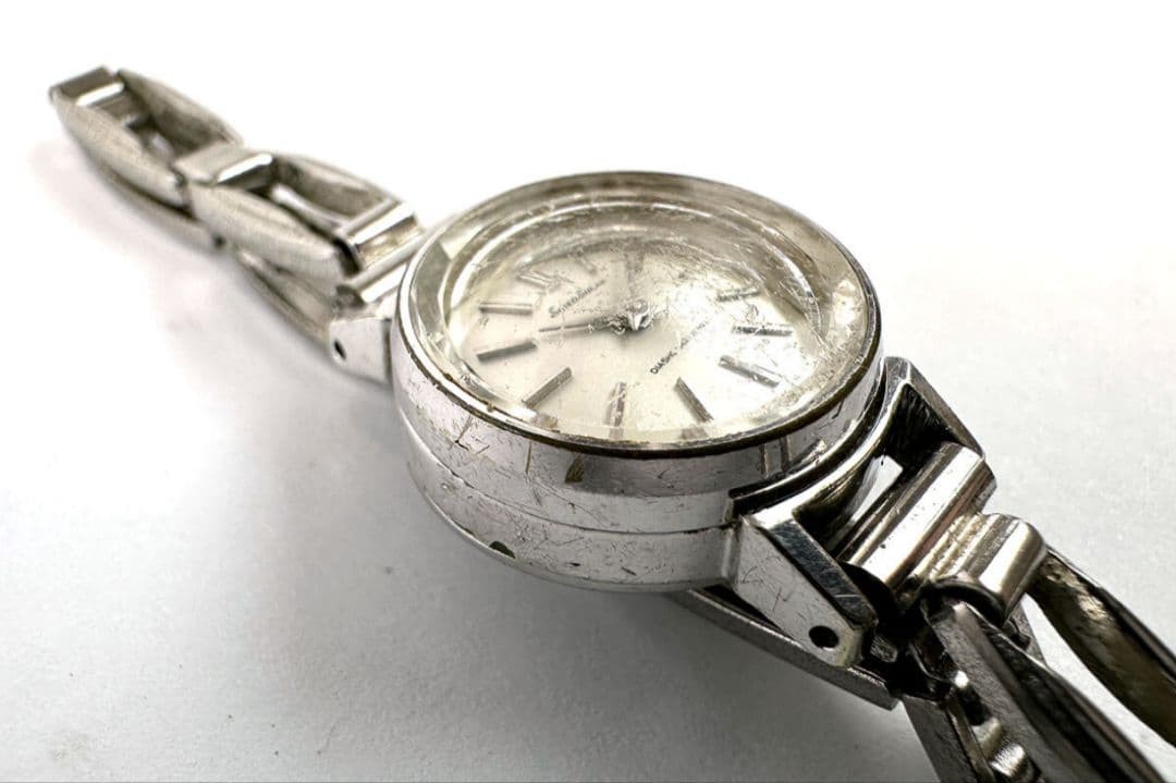 SEIKO wristwatch, manual winding, working condition.